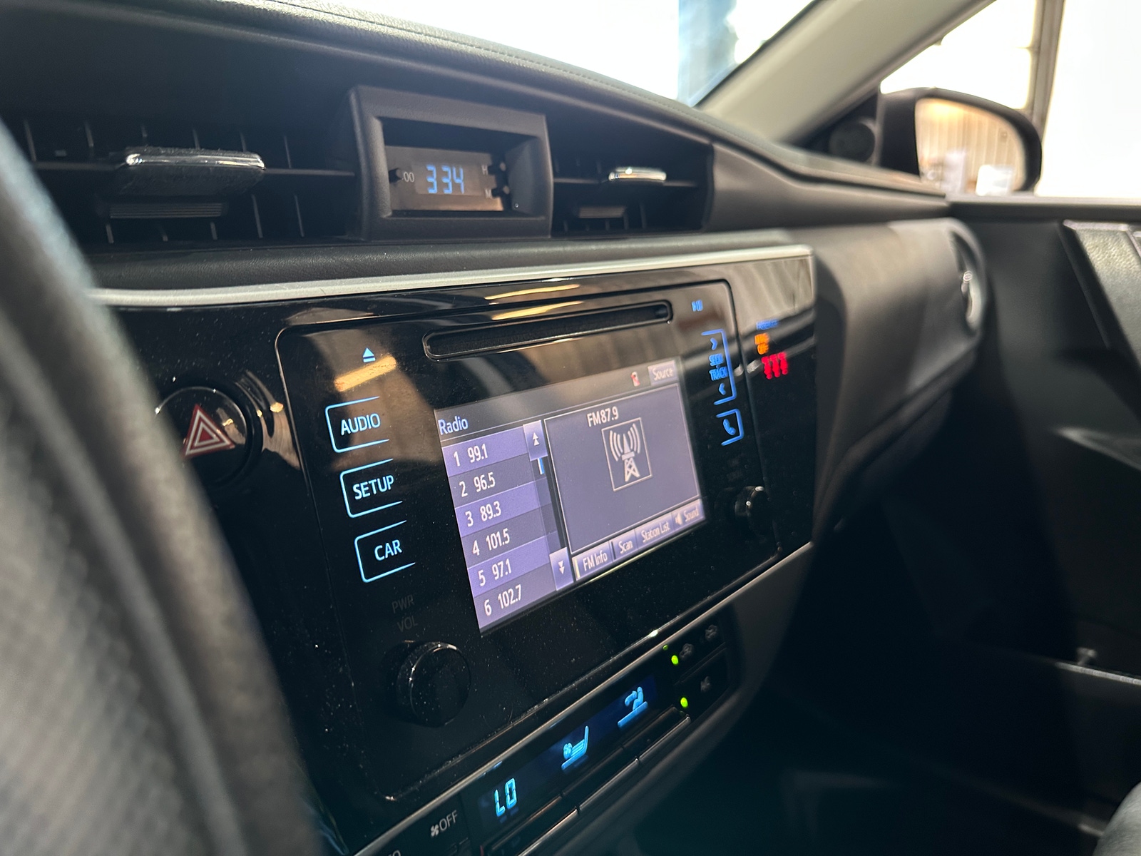 Thumbnail: 2019 Toyota Corolla - 4