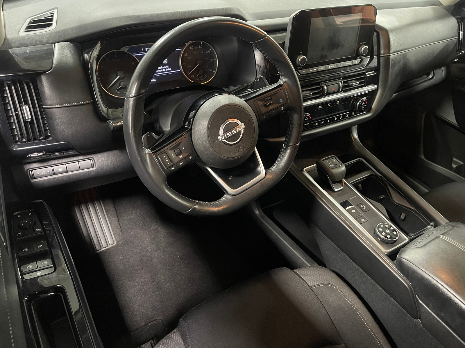 Thumbnail: 2022 Nissan Pathfinder - 3