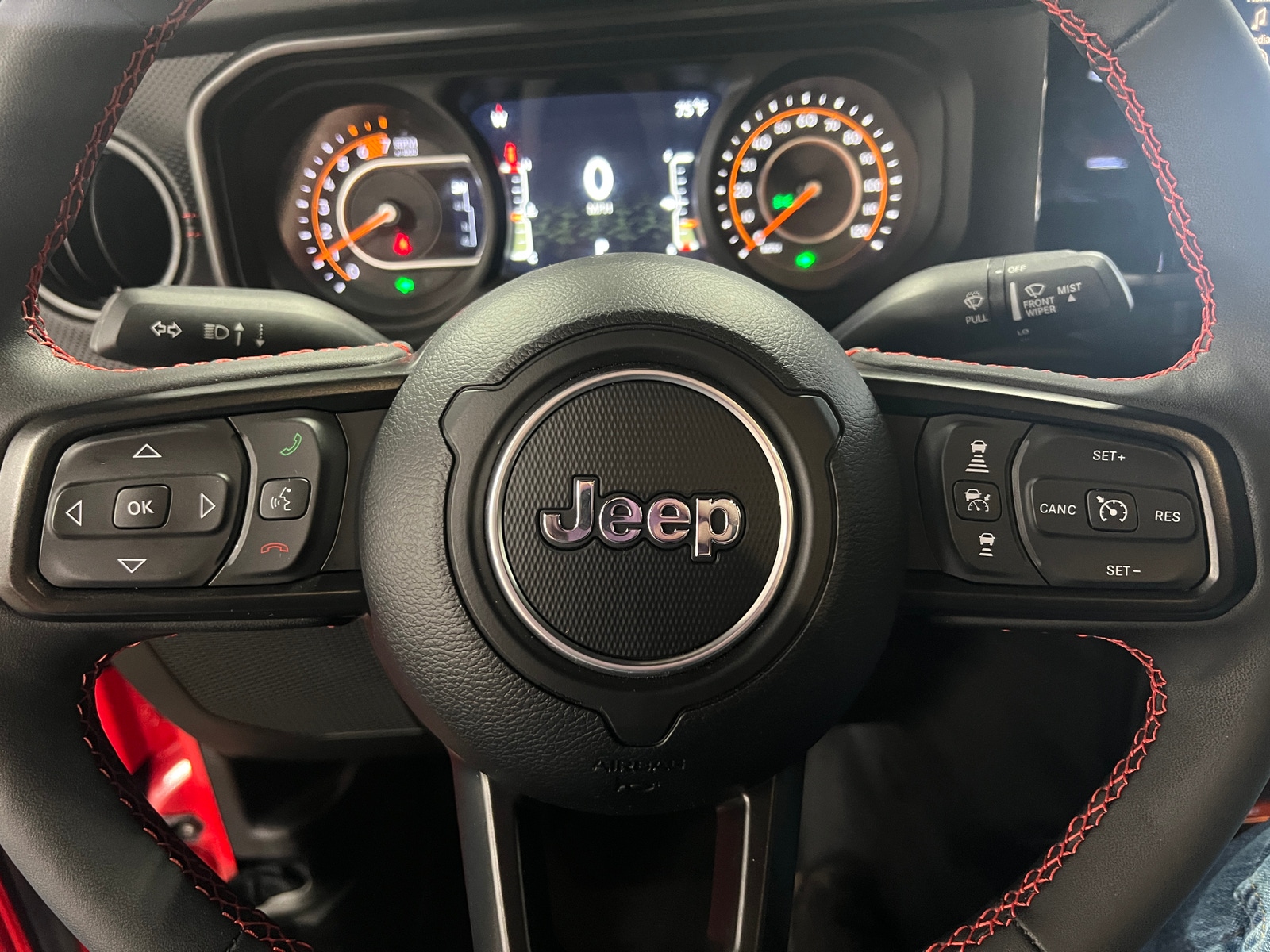 Thumbnail: 2024 Jeep Wrangler - 5