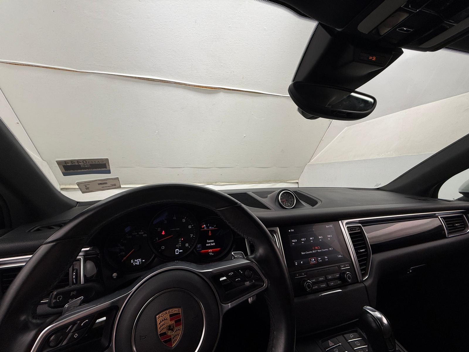 Thumbnail: 2018 Porsche Macan - 2
