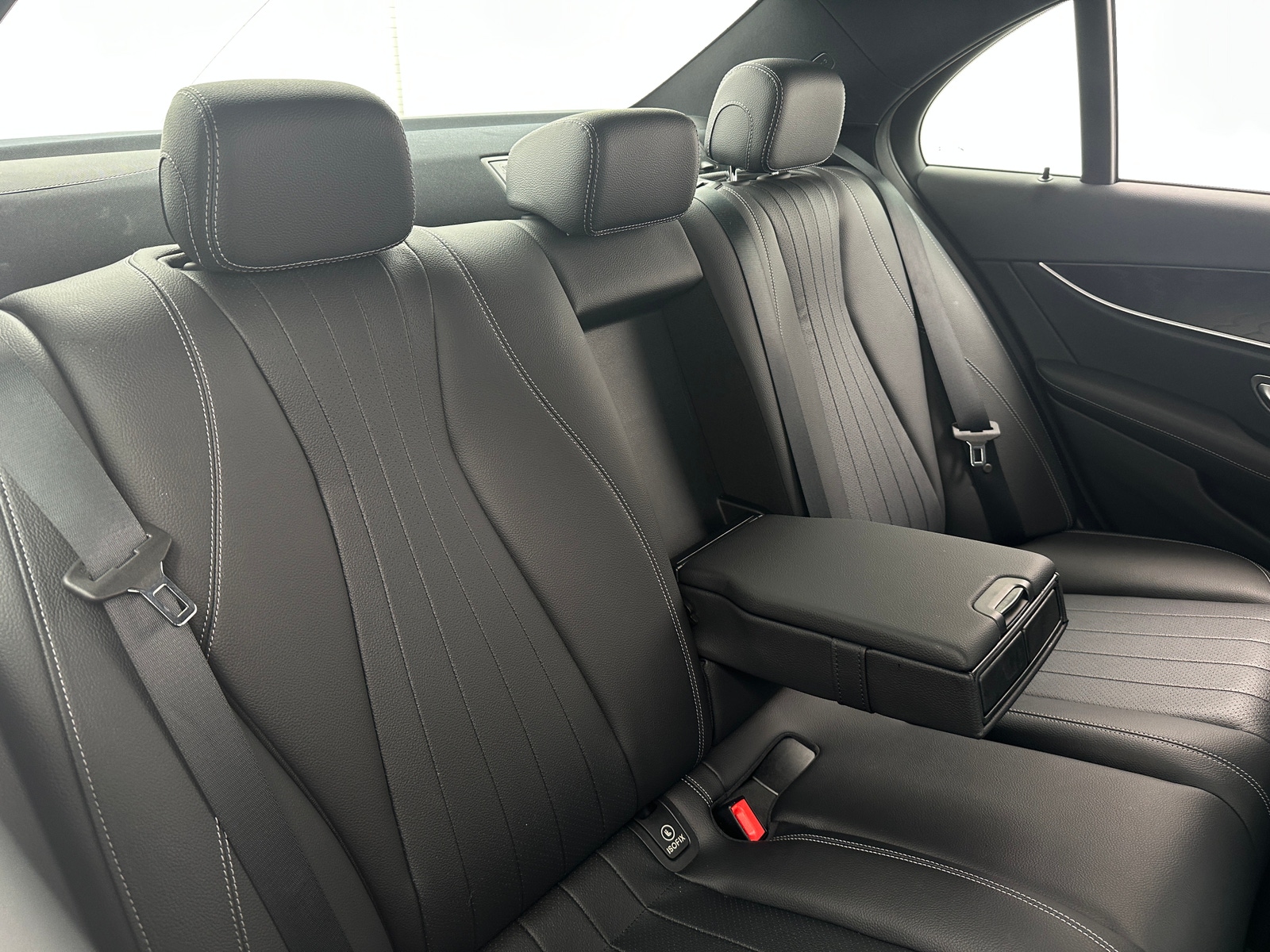 Thumbnail: 2022 Mercedes-Benz E-Class - 5