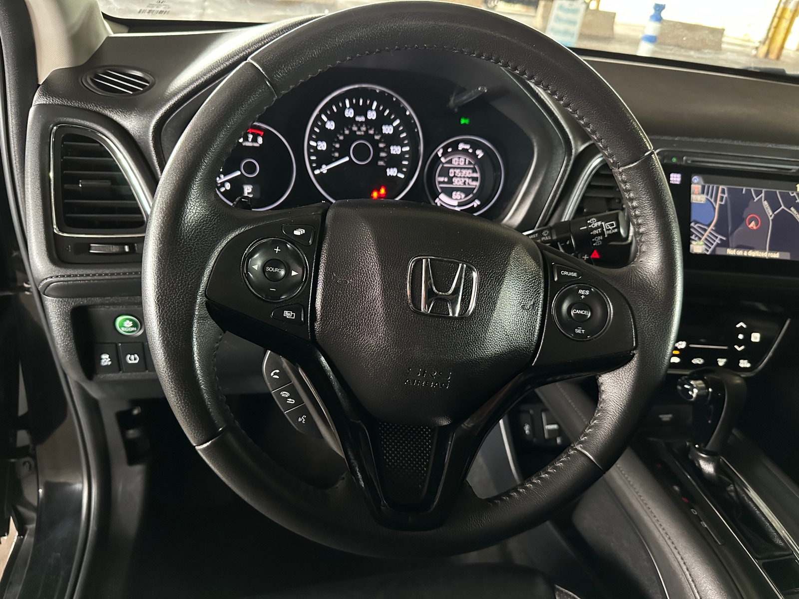 Thumbnail: 2017 Honda HR-V - 4