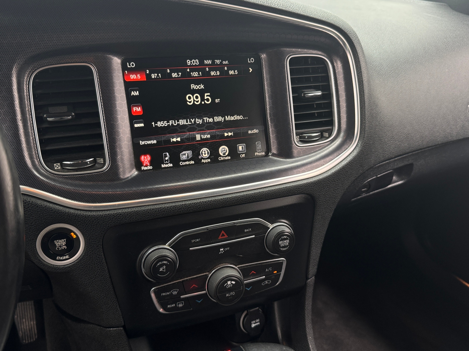 Thumbnail: 2016 Dodge Charger - 4