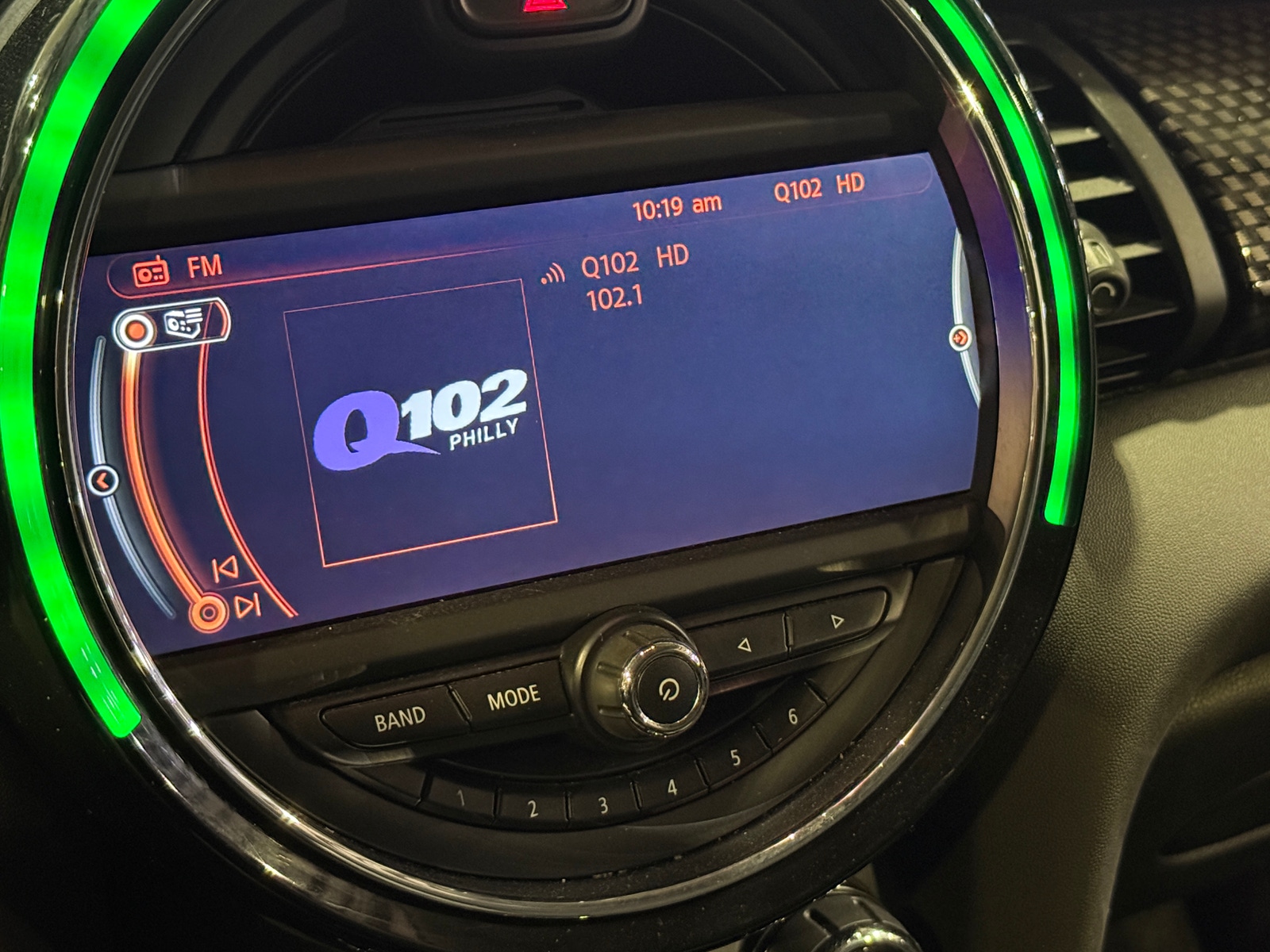 Thumbnail: 2015 MINI Cooper Hardtop - 3