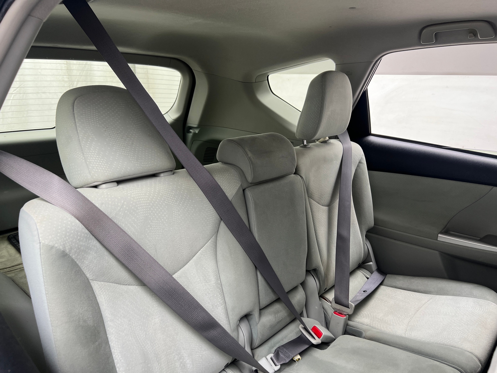 Thumbnail: 2012 Toyota Prius v - 6