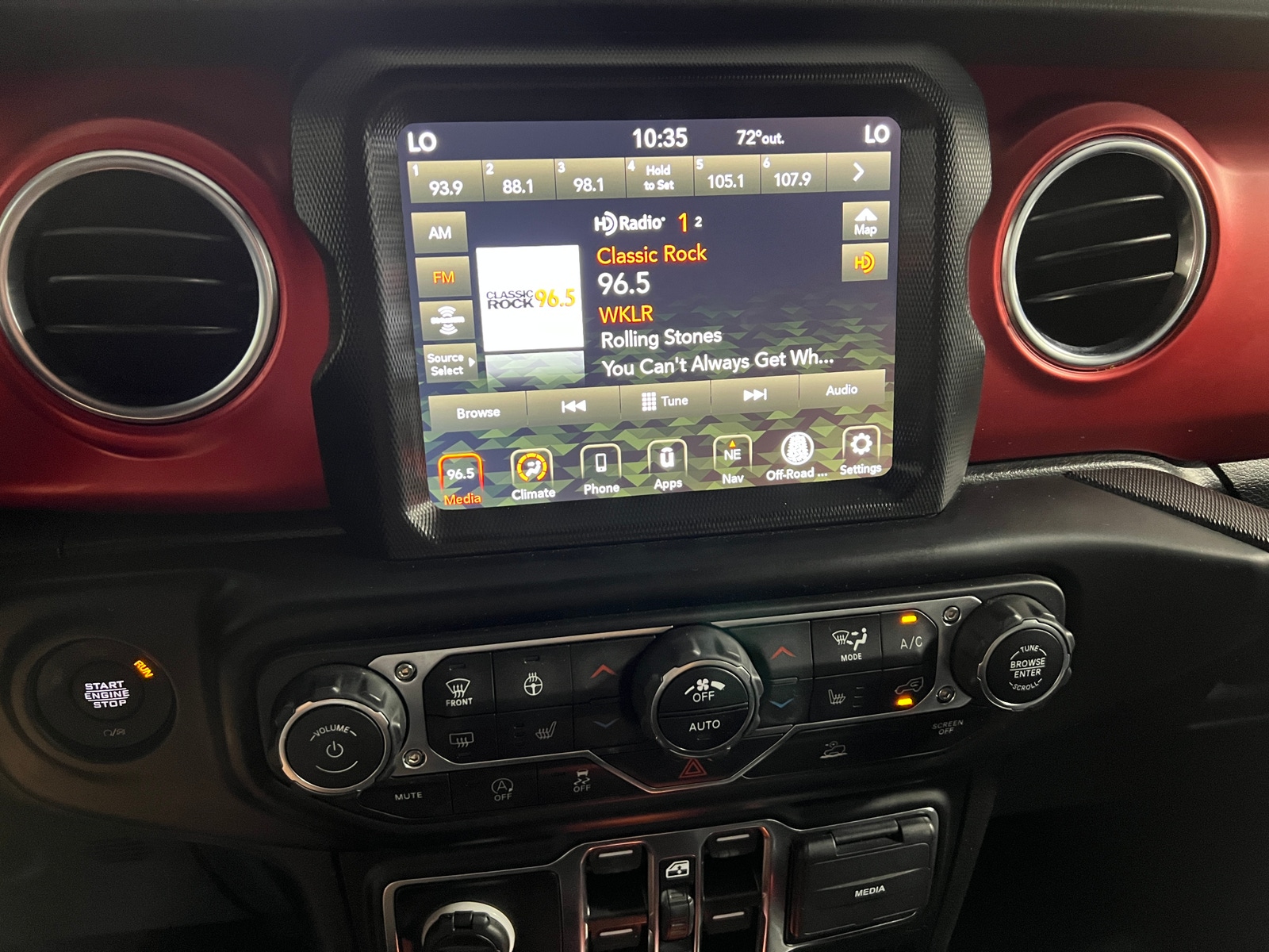 Thumbnail: 2022 Jeep Gladiator - 3