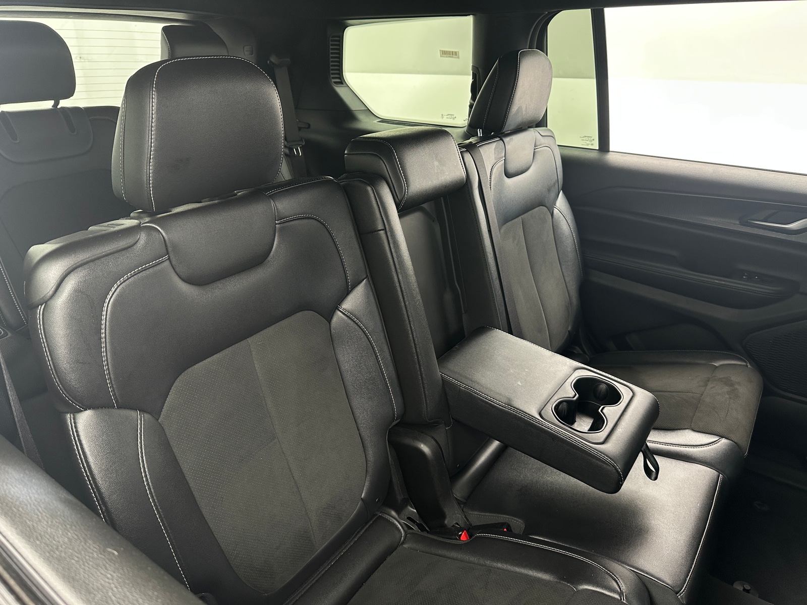 Thumbnail: 2024 Jeep Grand Cherokee L - 5