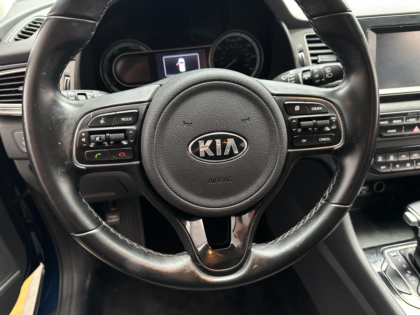 Thumbnail: 2019 Kia Niro - 4