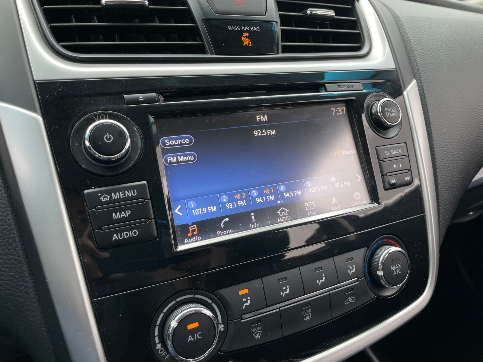 Thumbnail: 2018 Nissan Altima - 3