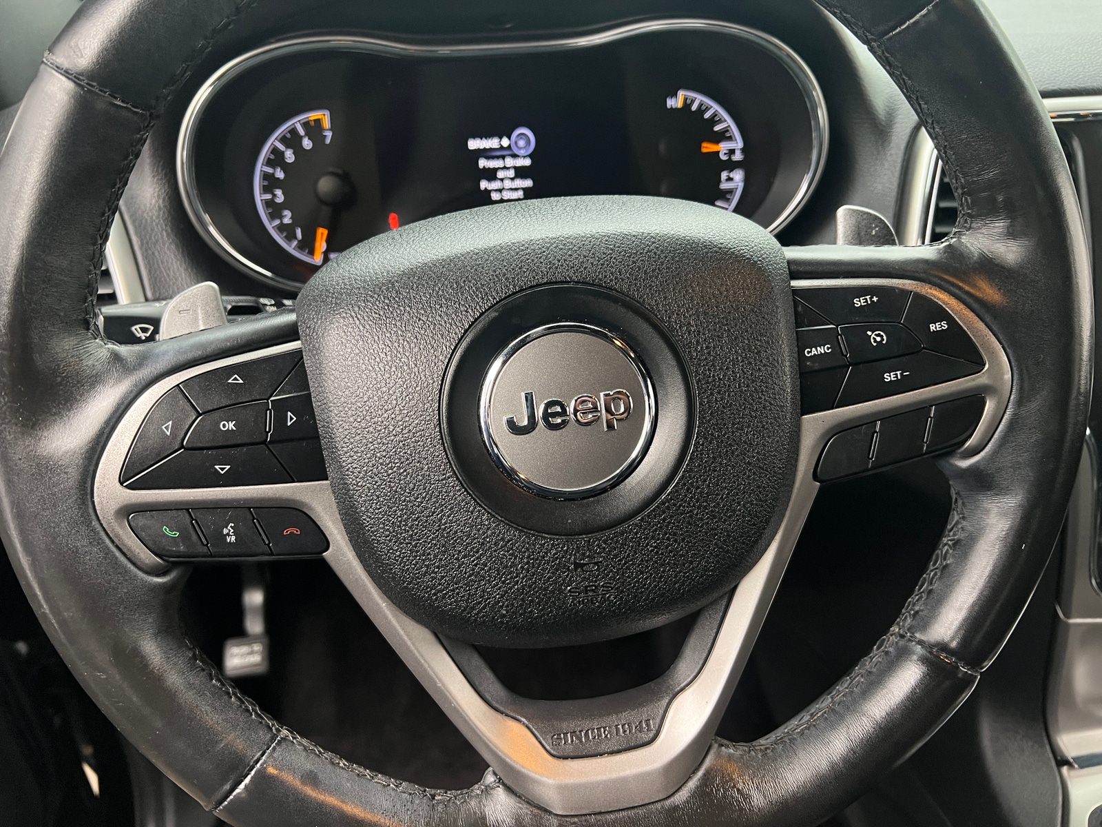 Thumbnail: 2017 Jeep Grand Cherokee - 4
