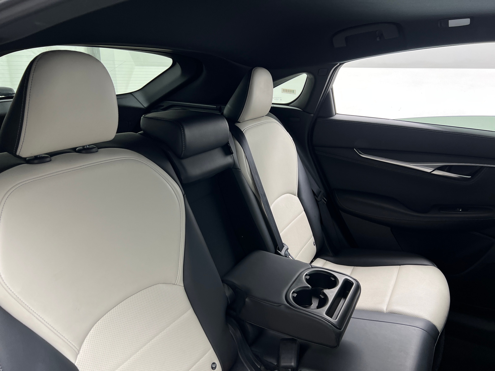 Thumbnail: 2024 INFINITI QX55 - 5