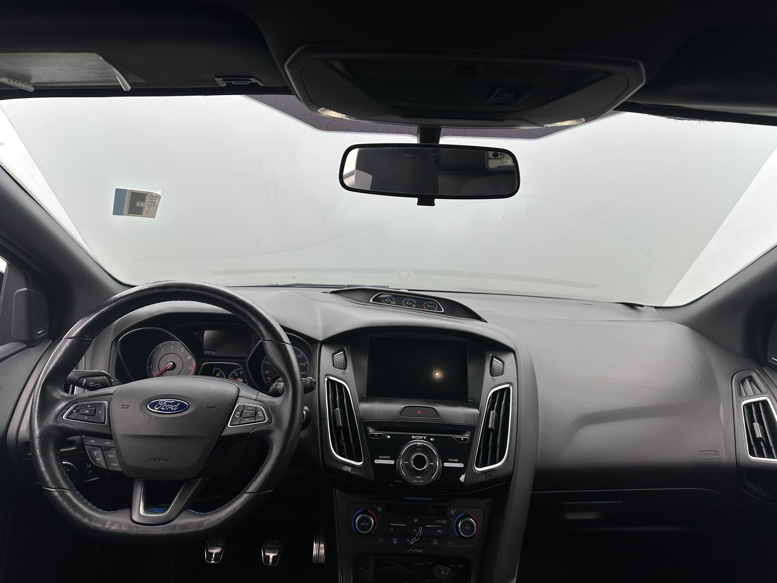 Thumbnail: 2017 Ford Focus - 2