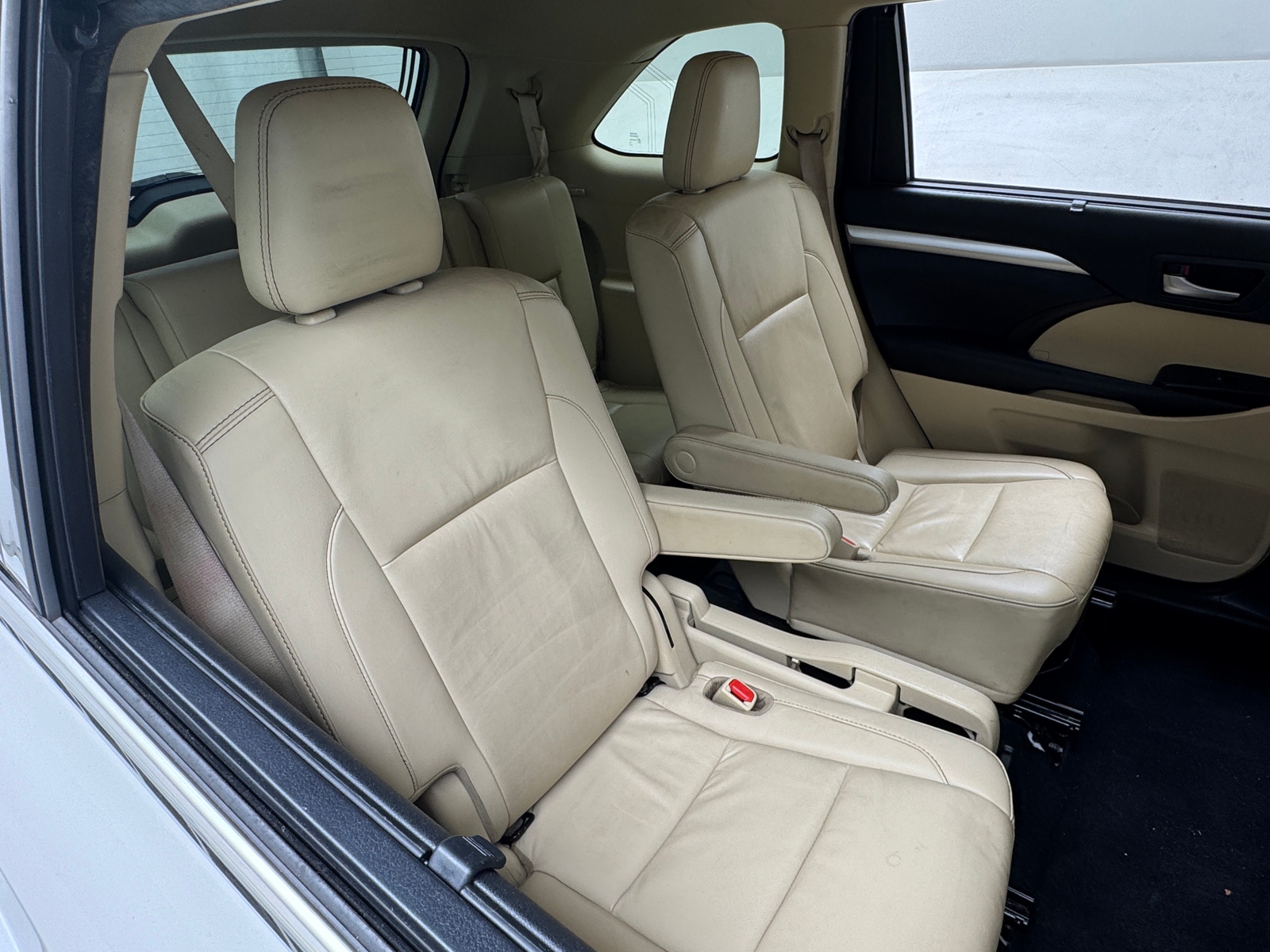 Thumbnail: 2019 Toyota Highlander - 5