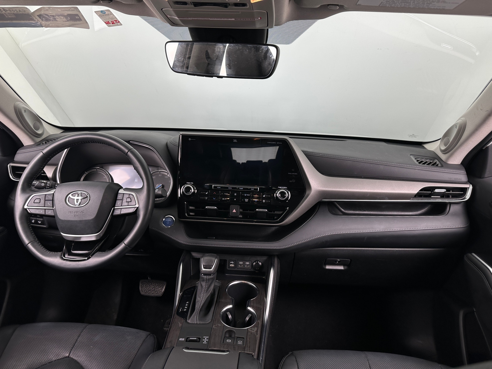 Thumbnail: 2022 Toyota Highlander - 2
