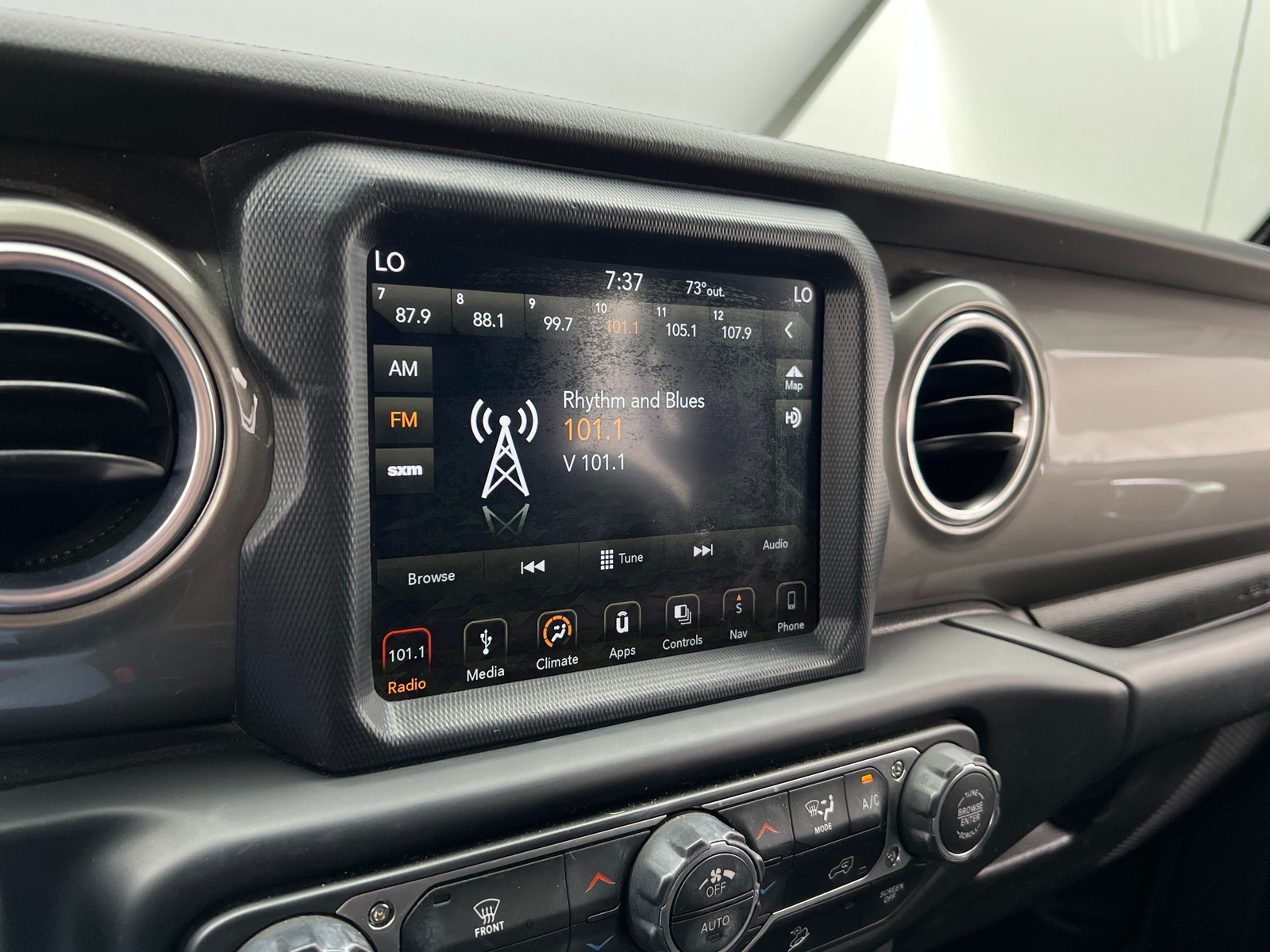 Thumbnail: 2018 Jeep Wrangler - 4