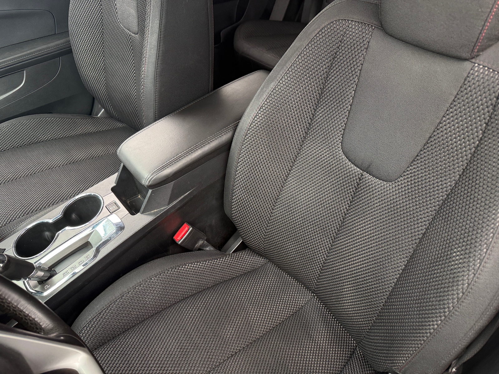 Thumbnail: 2016 Chevrolet Equinox - 2