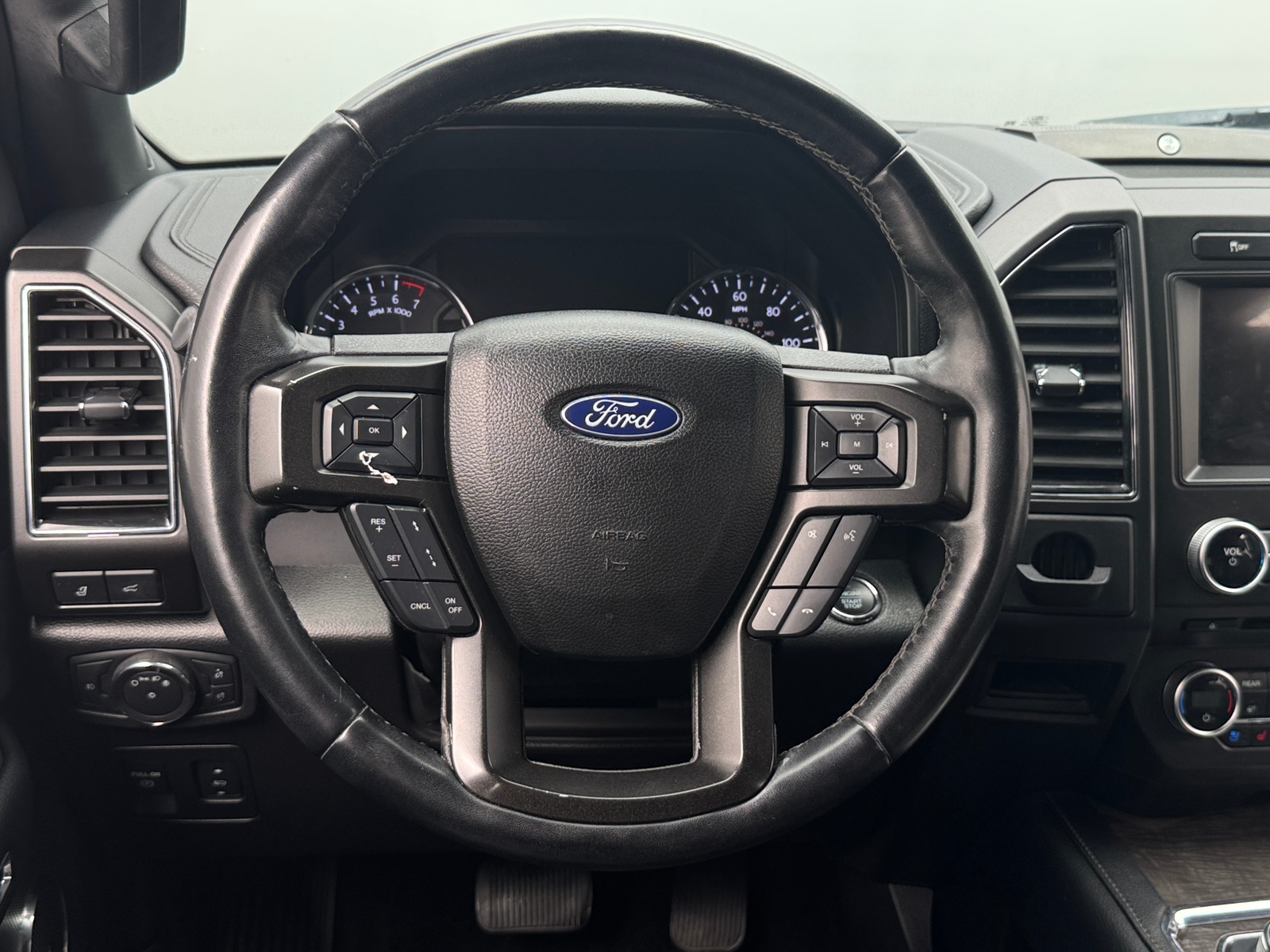 Thumbnail: 2018 Ford Expedition - 4