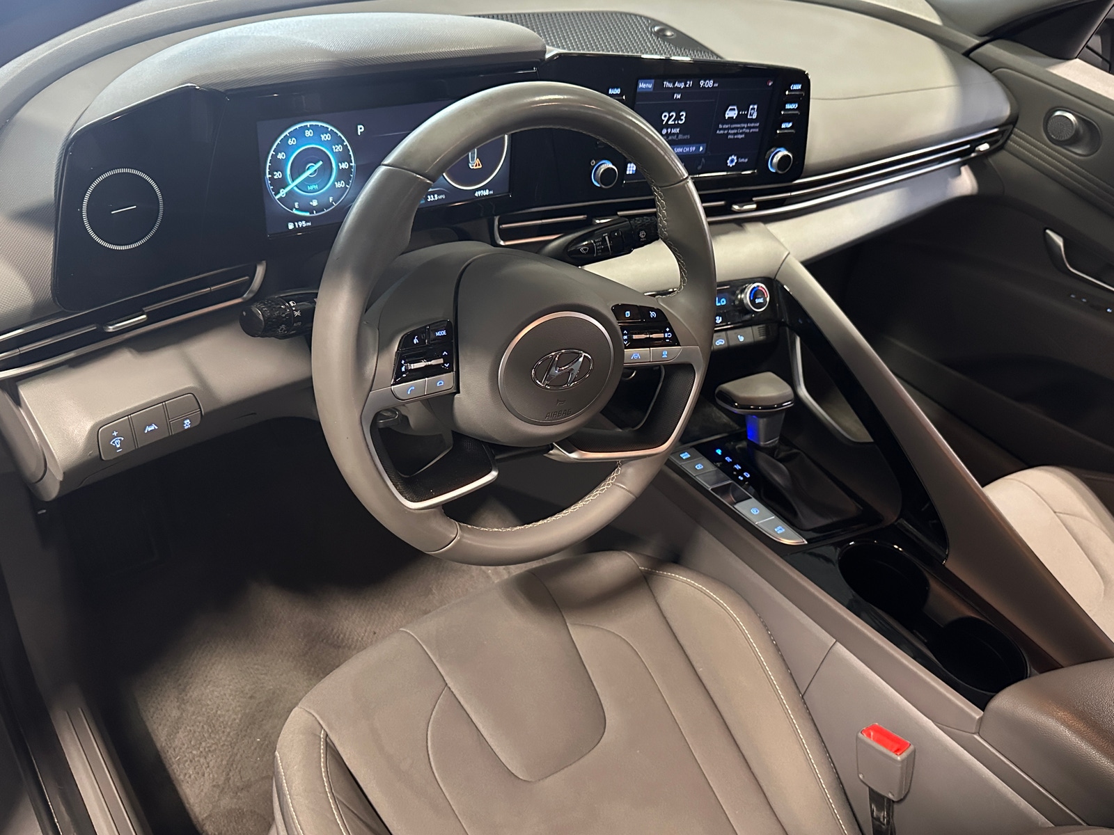 Thumbnail: 2022 Hyundai Elantra - 3