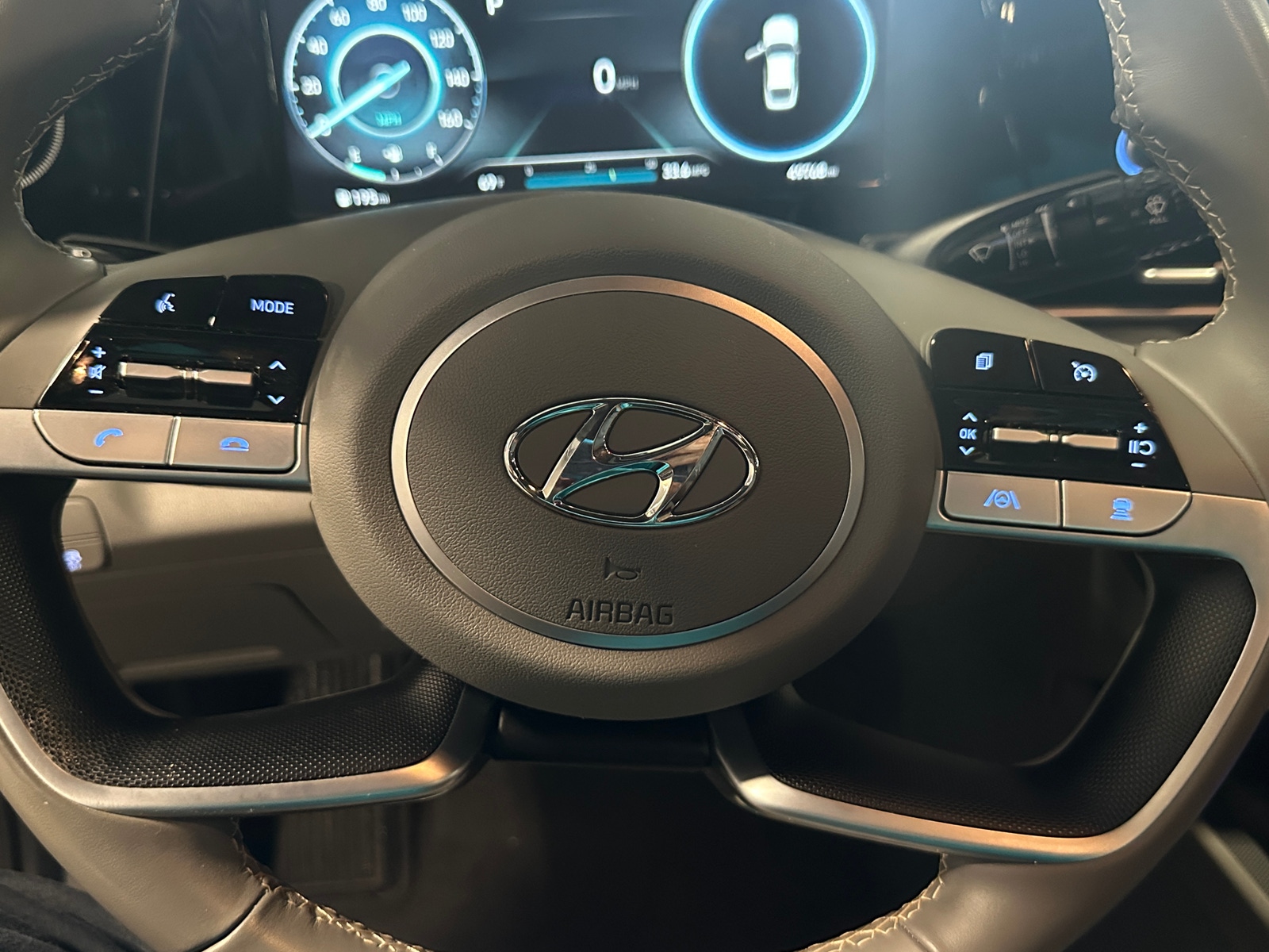 Thumbnail: 2022 Hyundai Elantra - 5