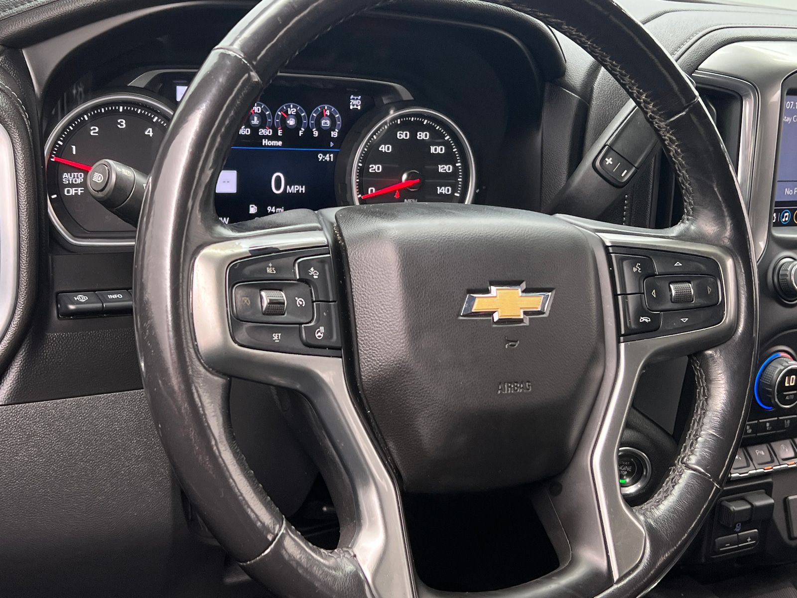 Thumbnail: 2019 Chevrolet Silverado 1500 - 4