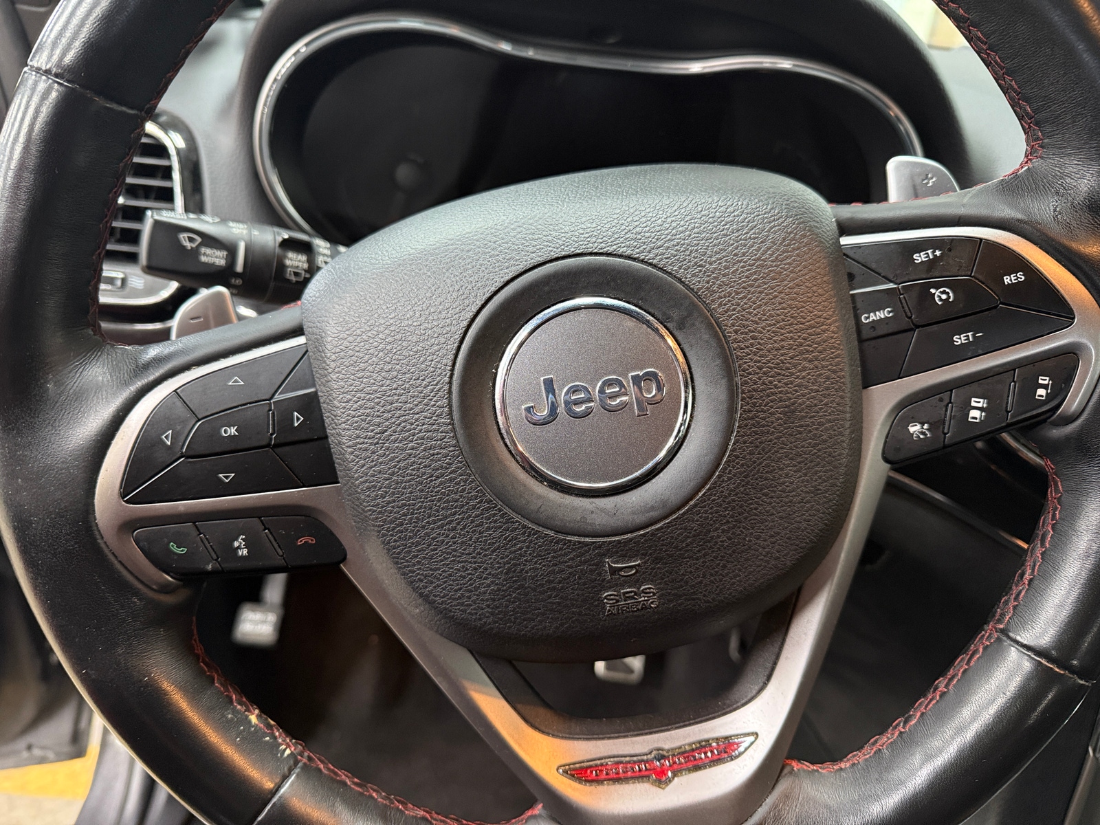 Thumbnail: 2019 Jeep Grand Cherokee - 4