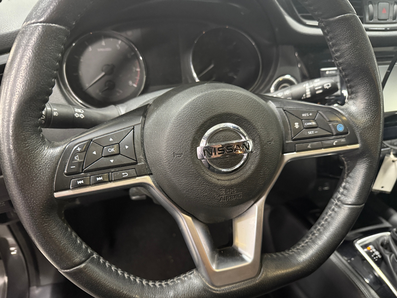 Thumbnail: 2019 Nissan Rogue - 4