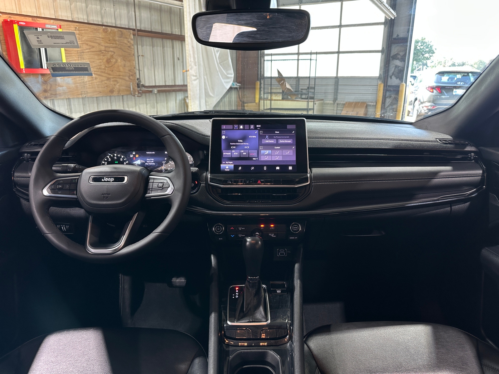 Thumbnail: 2022 Jeep Compass - 3