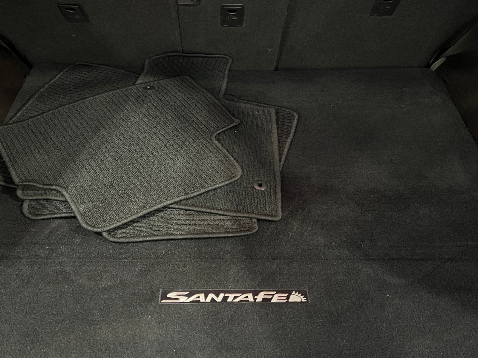 Thumbnail: 2017 Hyundai Santa Fe - 6