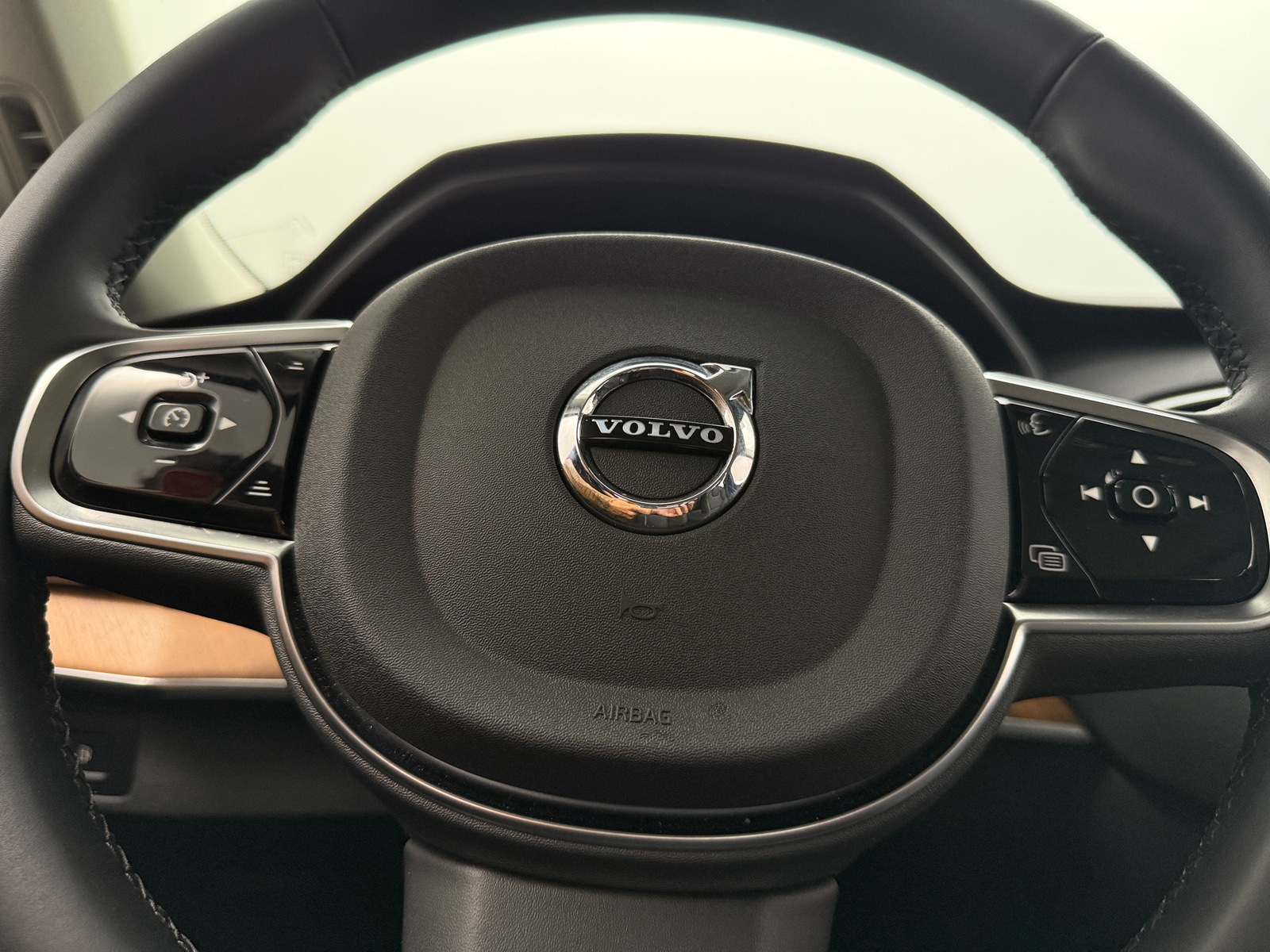 Thumbnail: 2024 Volvo XC90 - 4