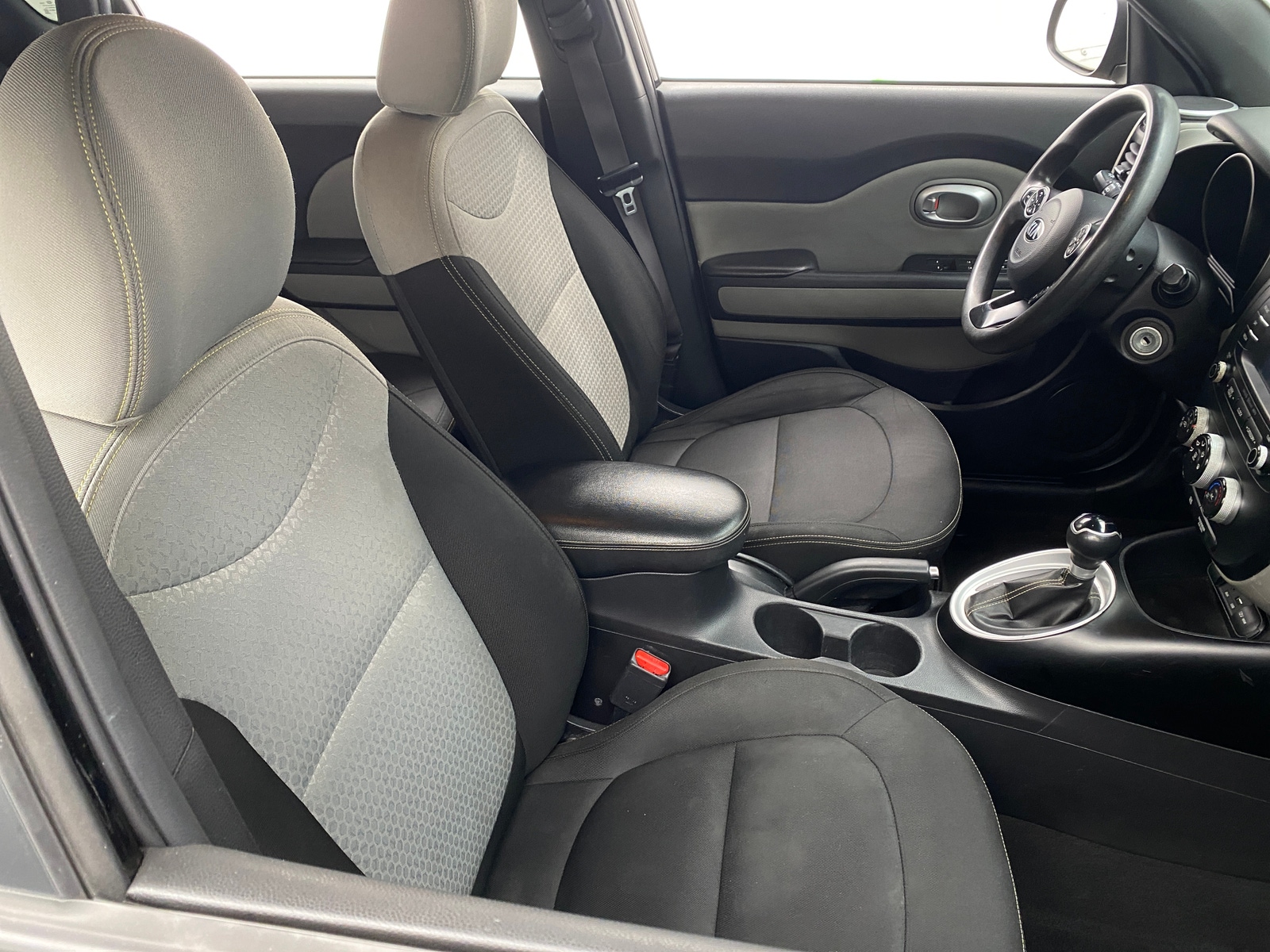 Thumbnail: 2015 Kia Soul - 2