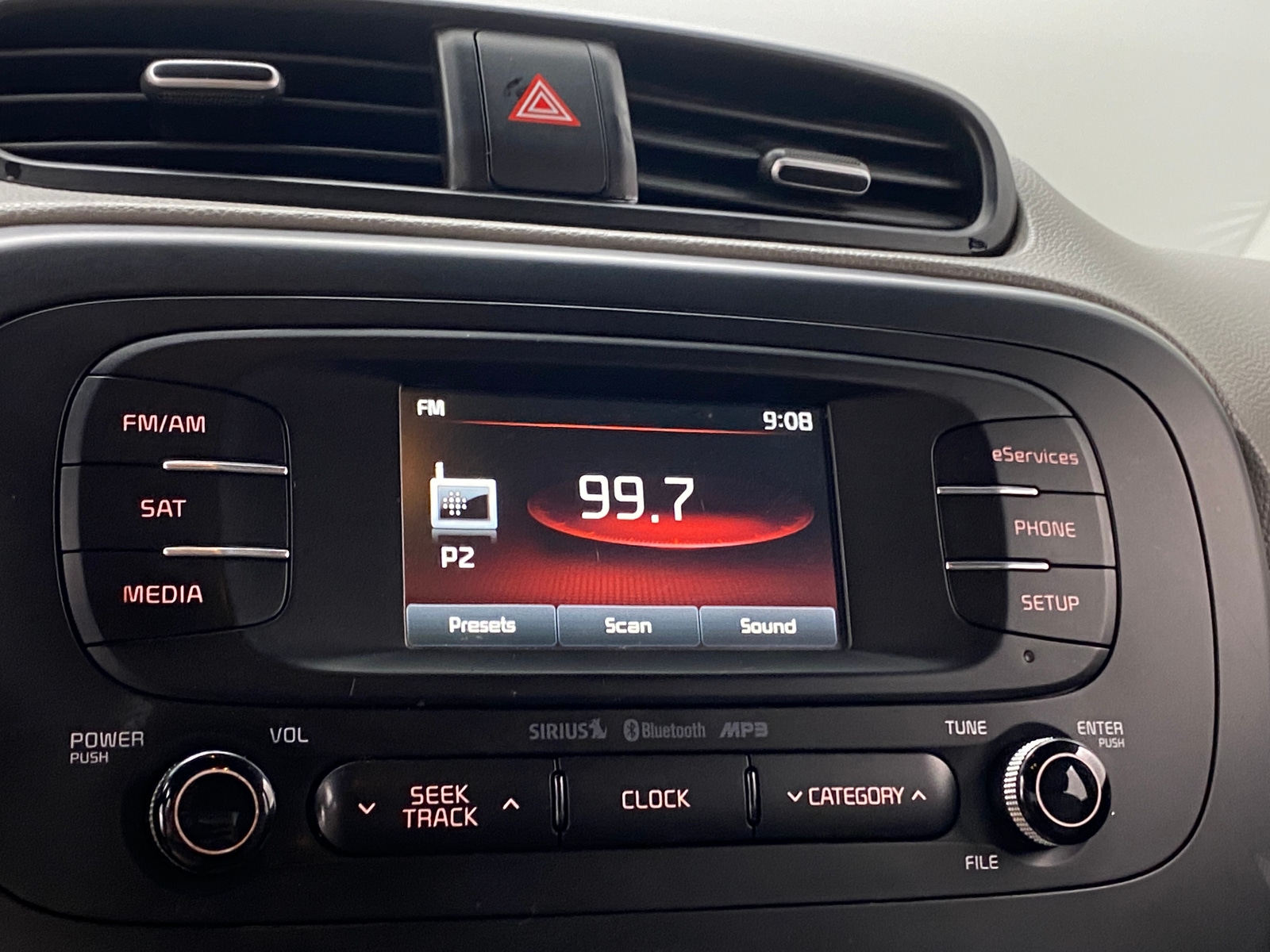 Thumbnail: 2015 Kia Soul - 4