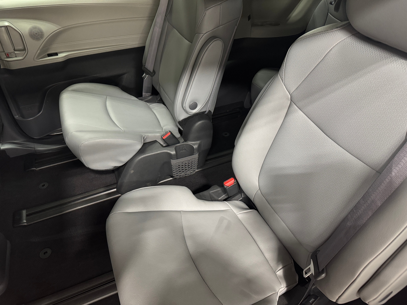 Thumbnail: 2023 Toyota Sienna - 5
