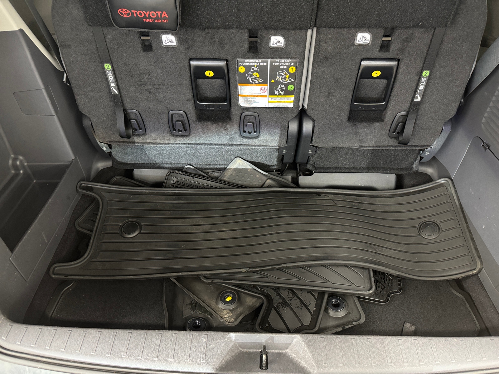 Thumbnail: 2023 Toyota Sienna - 6