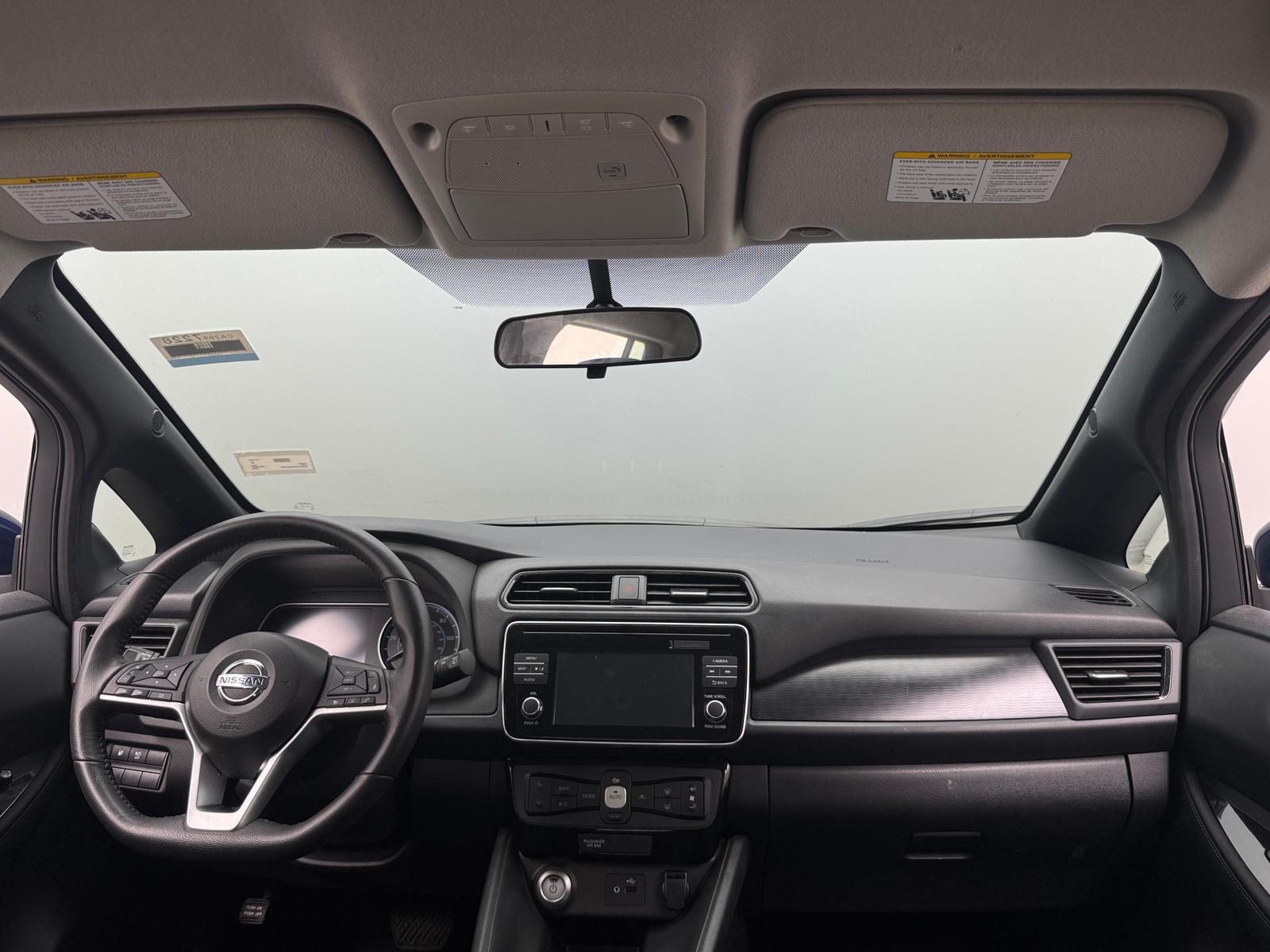 Thumbnail: 2019 Nissan Leaf - 3
