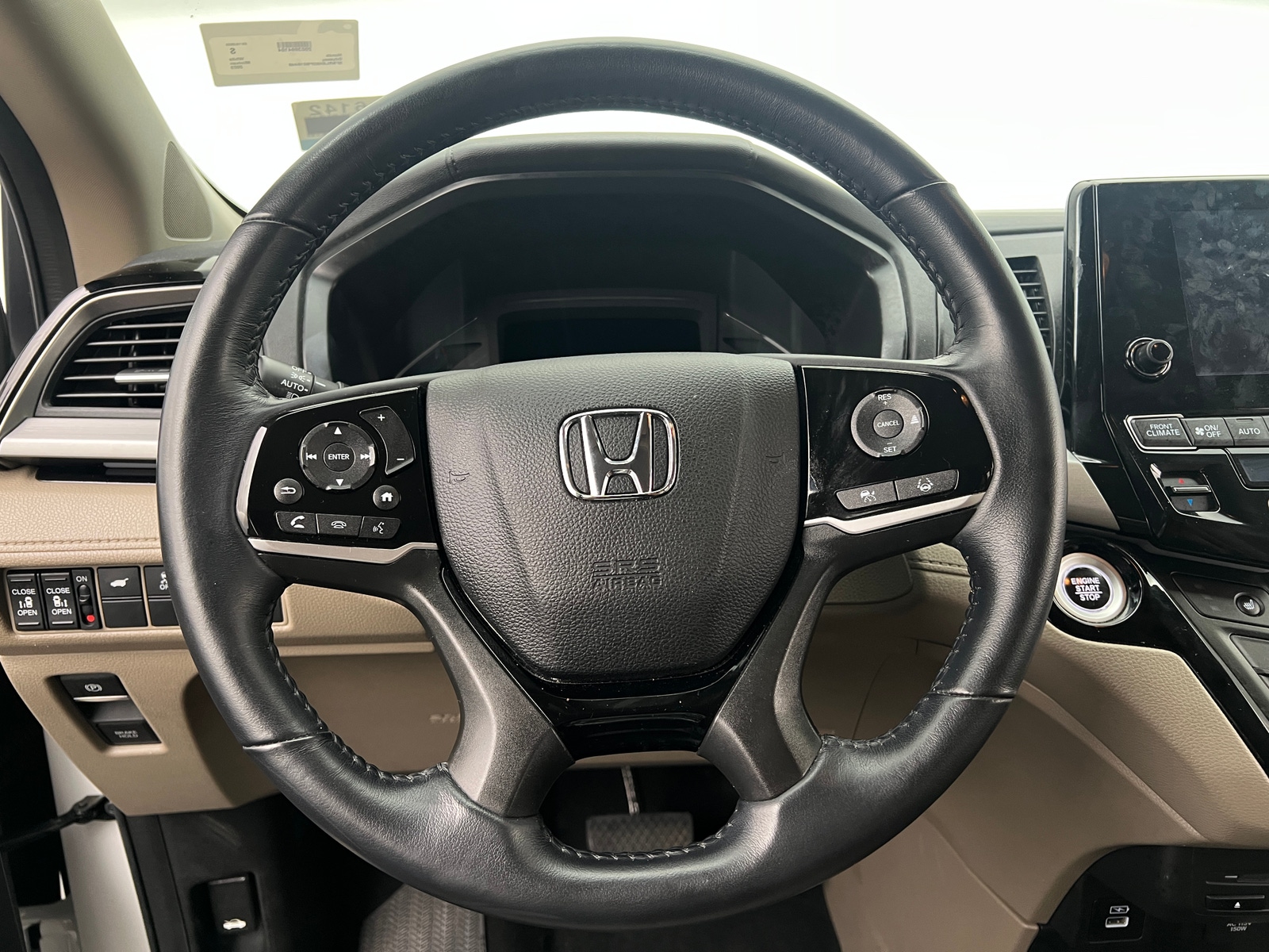 Thumbnail: 2023 Honda Odyssey - 4