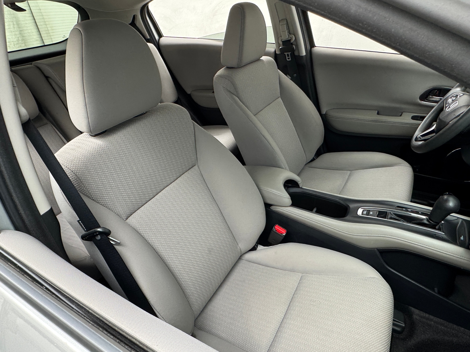 Thumbnail: 2016 Honda HR-V - 2