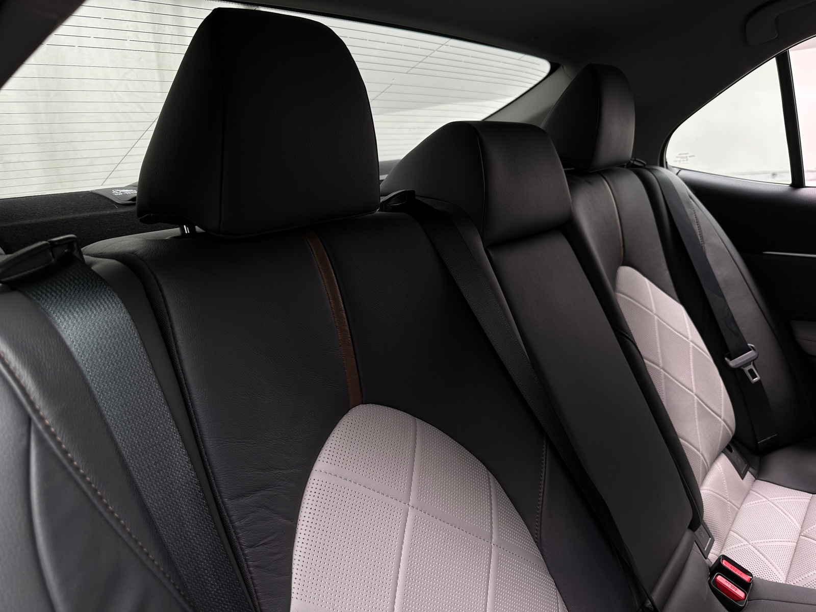 Thumbnail: 2018 Toyota Camry - 6