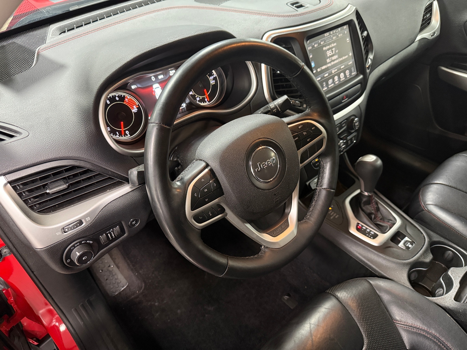 Thumbnail: 2017 Jeep Cherokee - 2