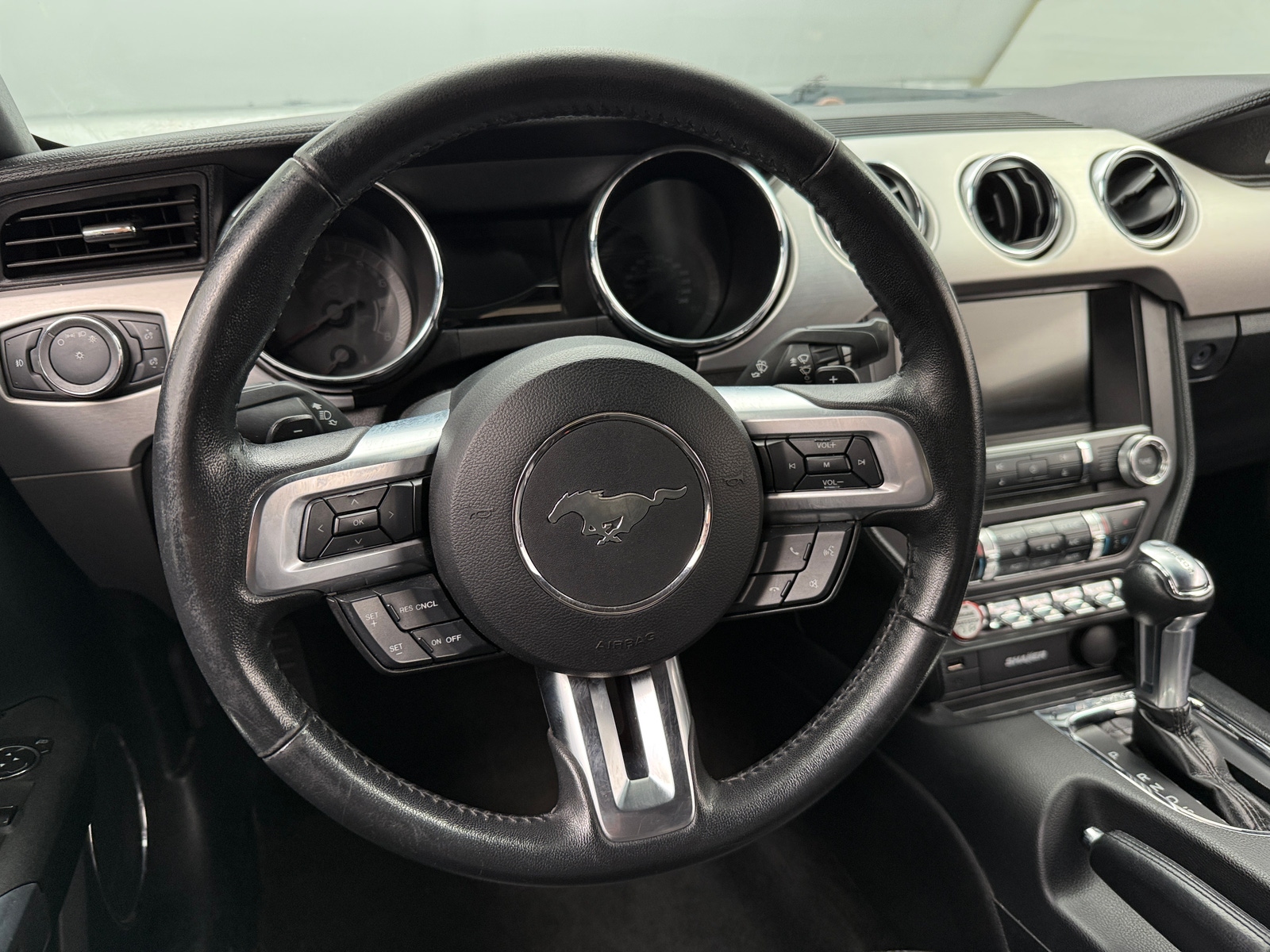 Thumbnail: 2017 Ford Mustang - 4