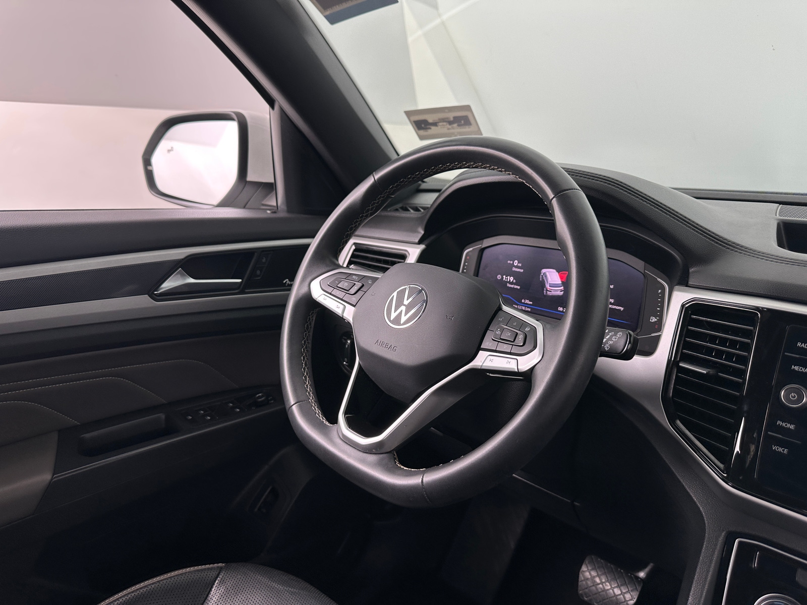 Thumbnail: 2021 Volkswagen Atlas - 4