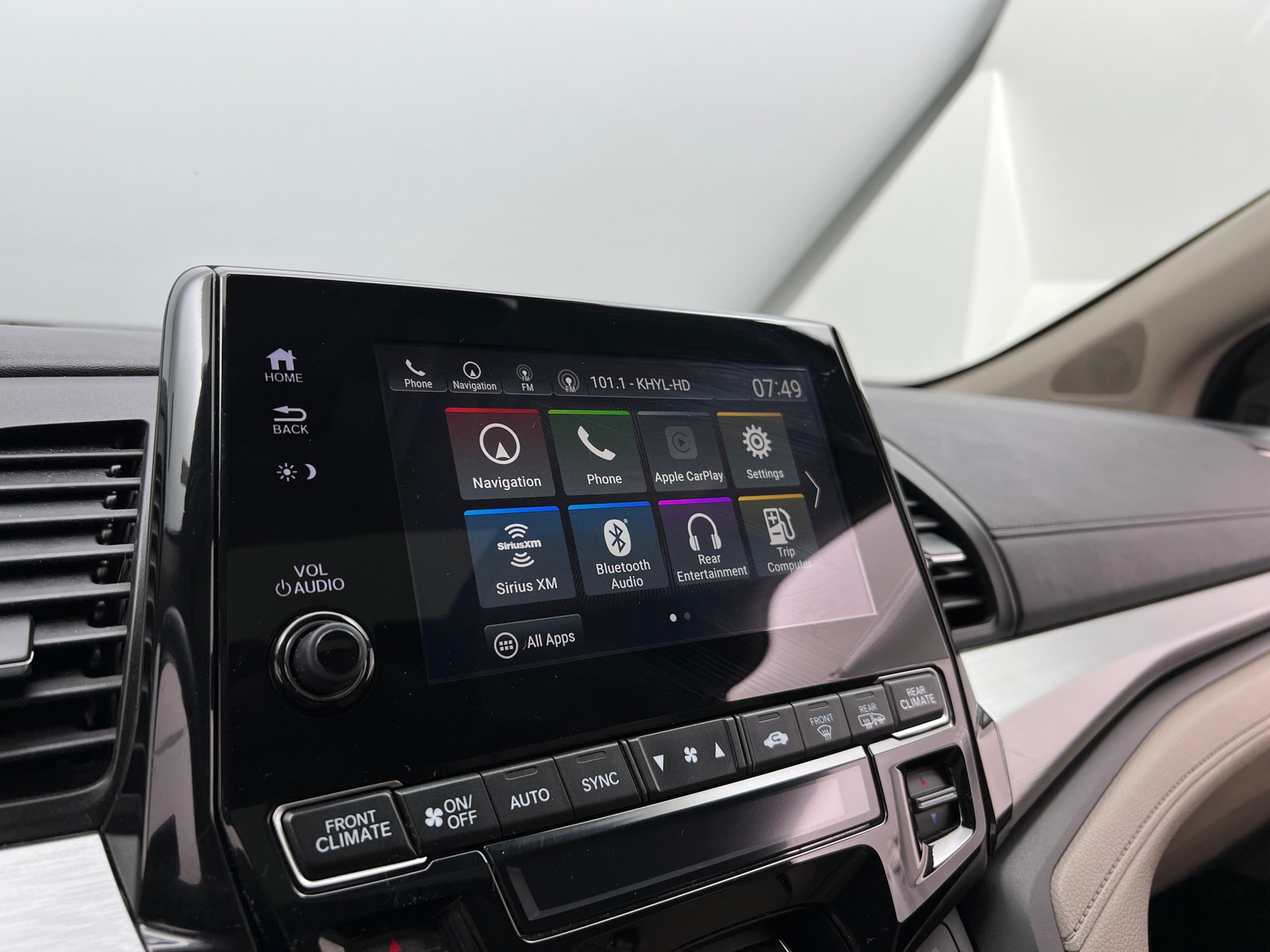Thumbnail: 2018 Honda Odyssey - 3