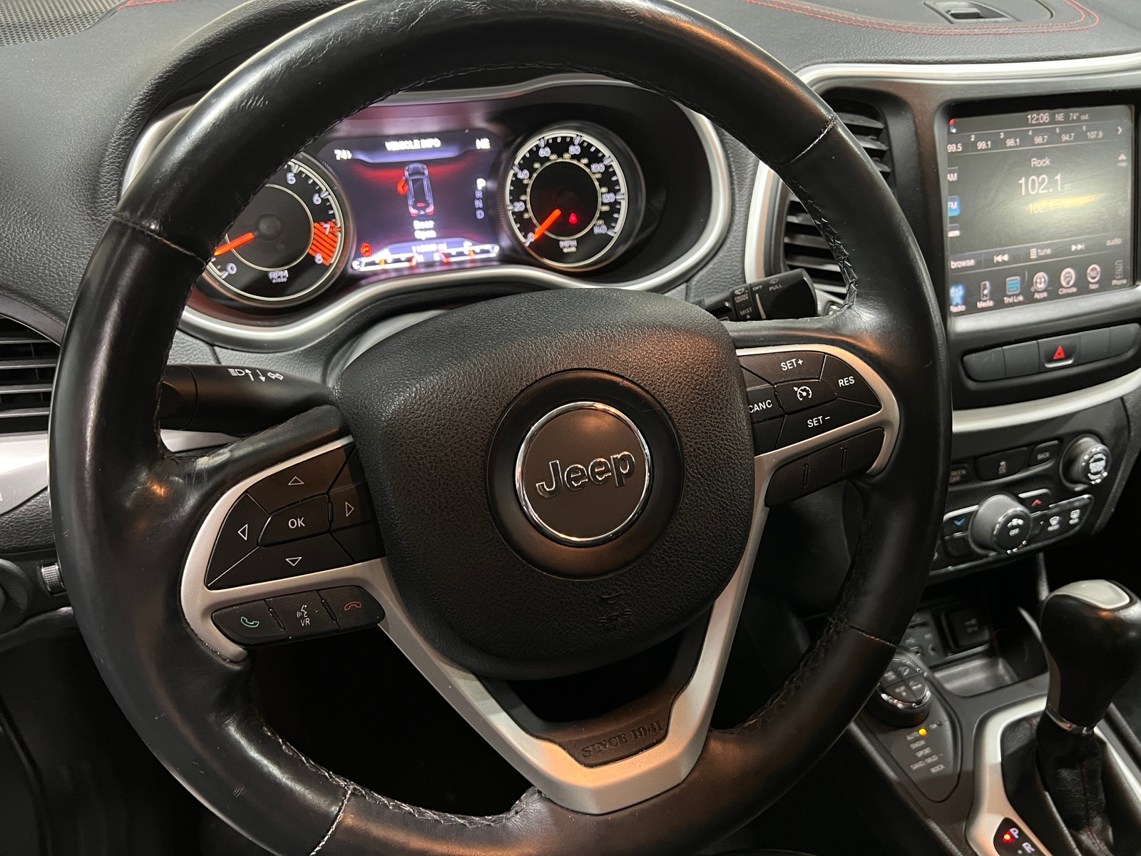 Thumbnail: 2014 Jeep Cherokee - 5