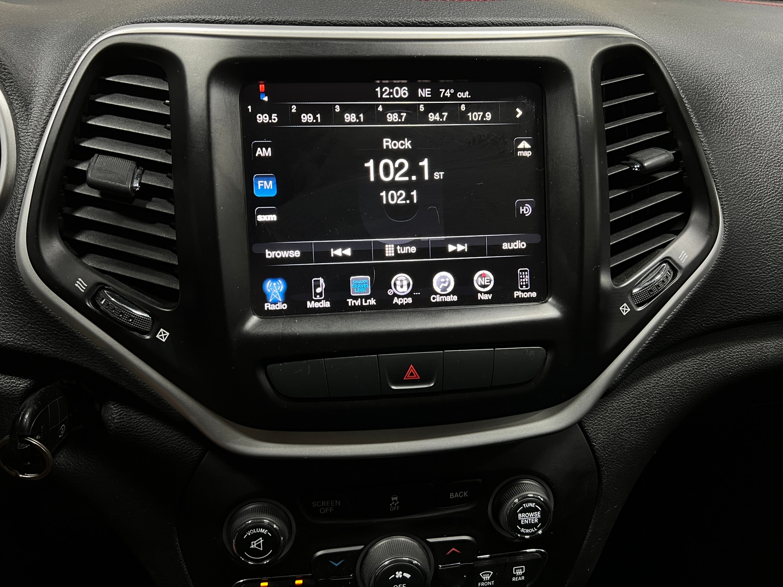 Thumbnail: 2014 Jeep Cherokee - 4