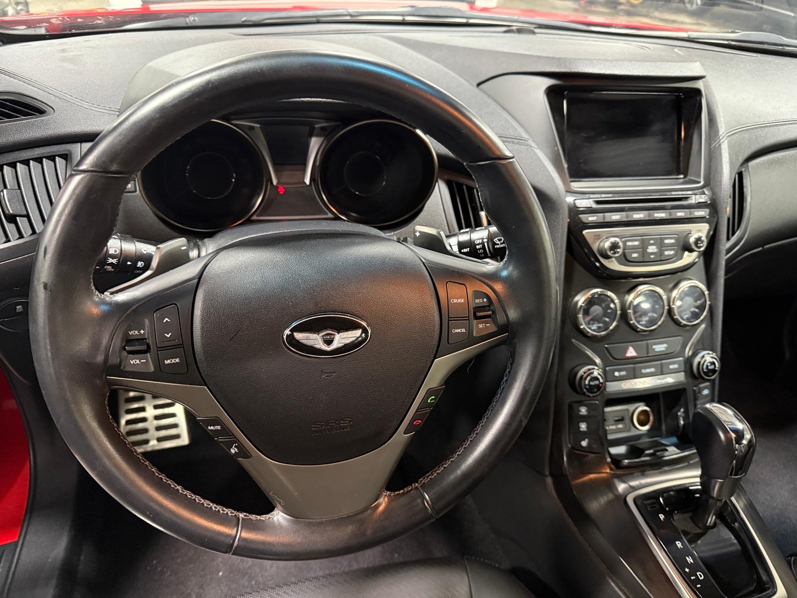 Thumbnail: 2013 Hyundai Genesis - 3