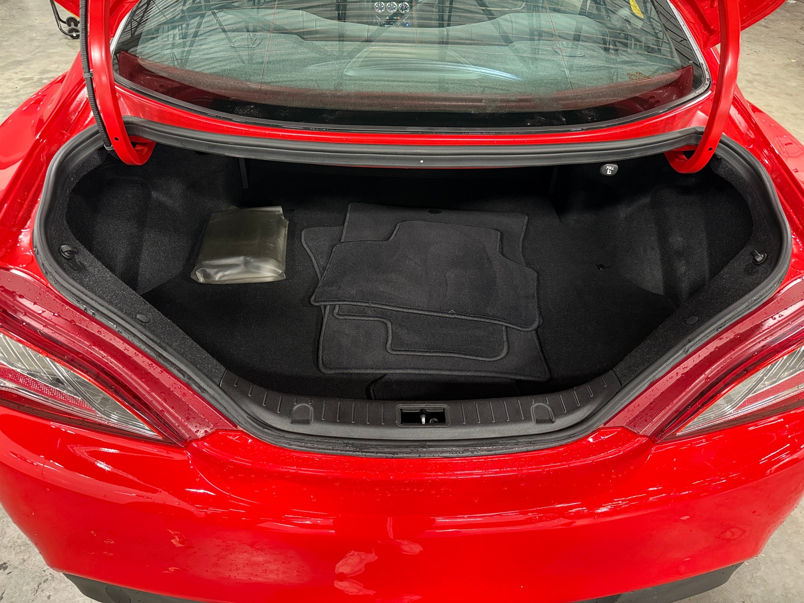 Thumbnail: 2013 Hyundai Genesis - 4