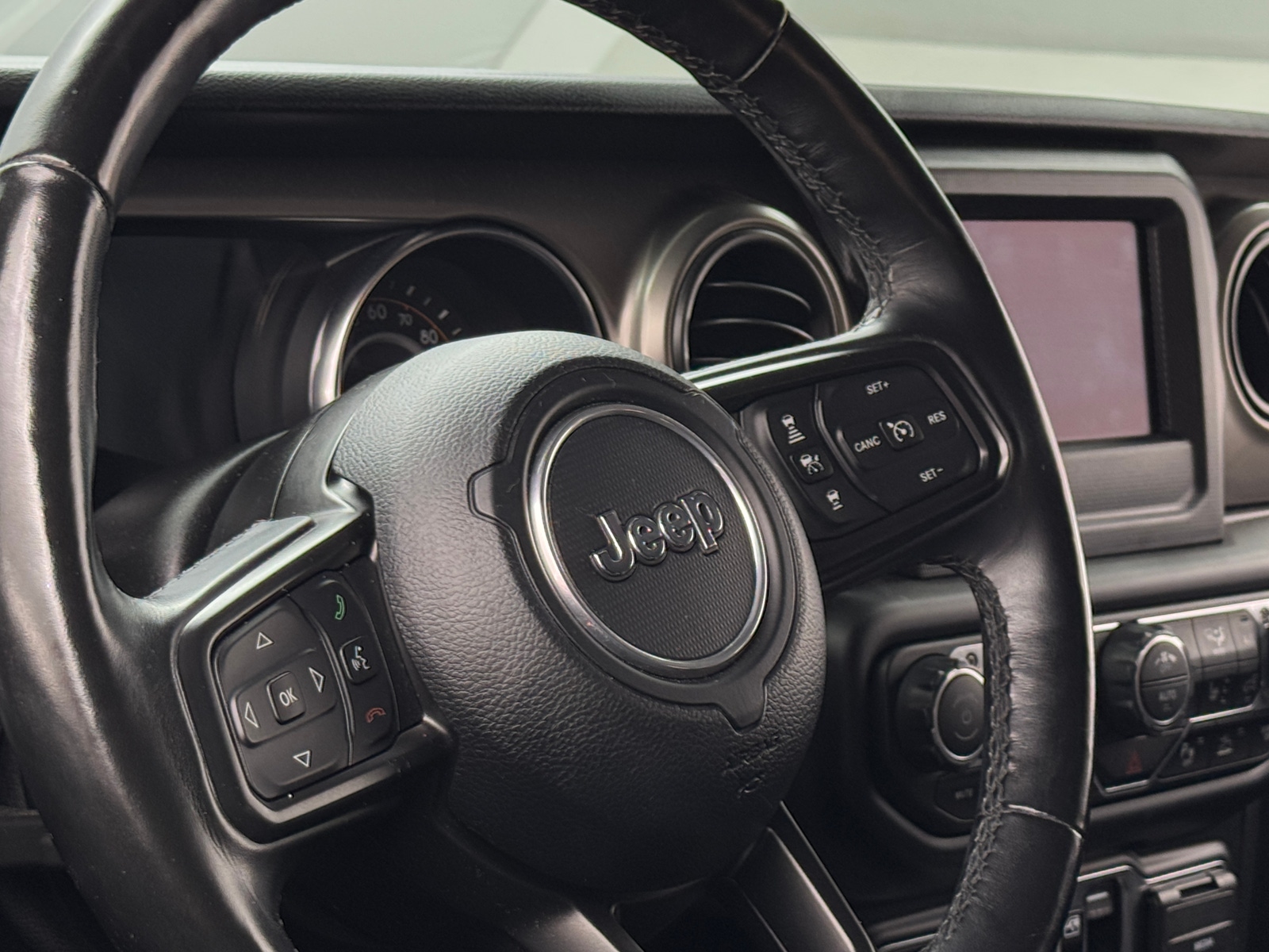 Thumbnail: 2021 Jeep Wrangler - 5