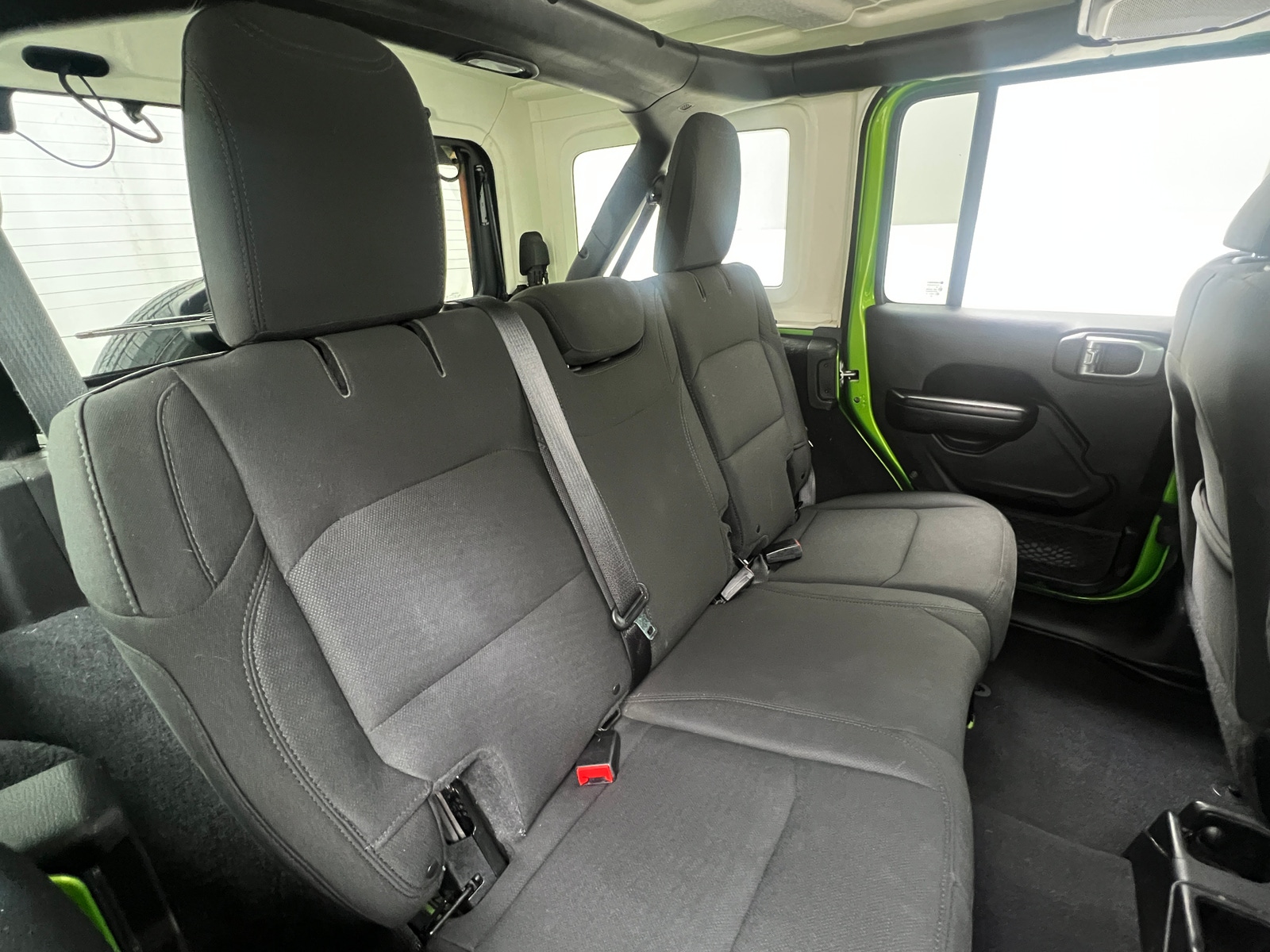 Thumbnail: 2018 Jeep Wrangler - 6