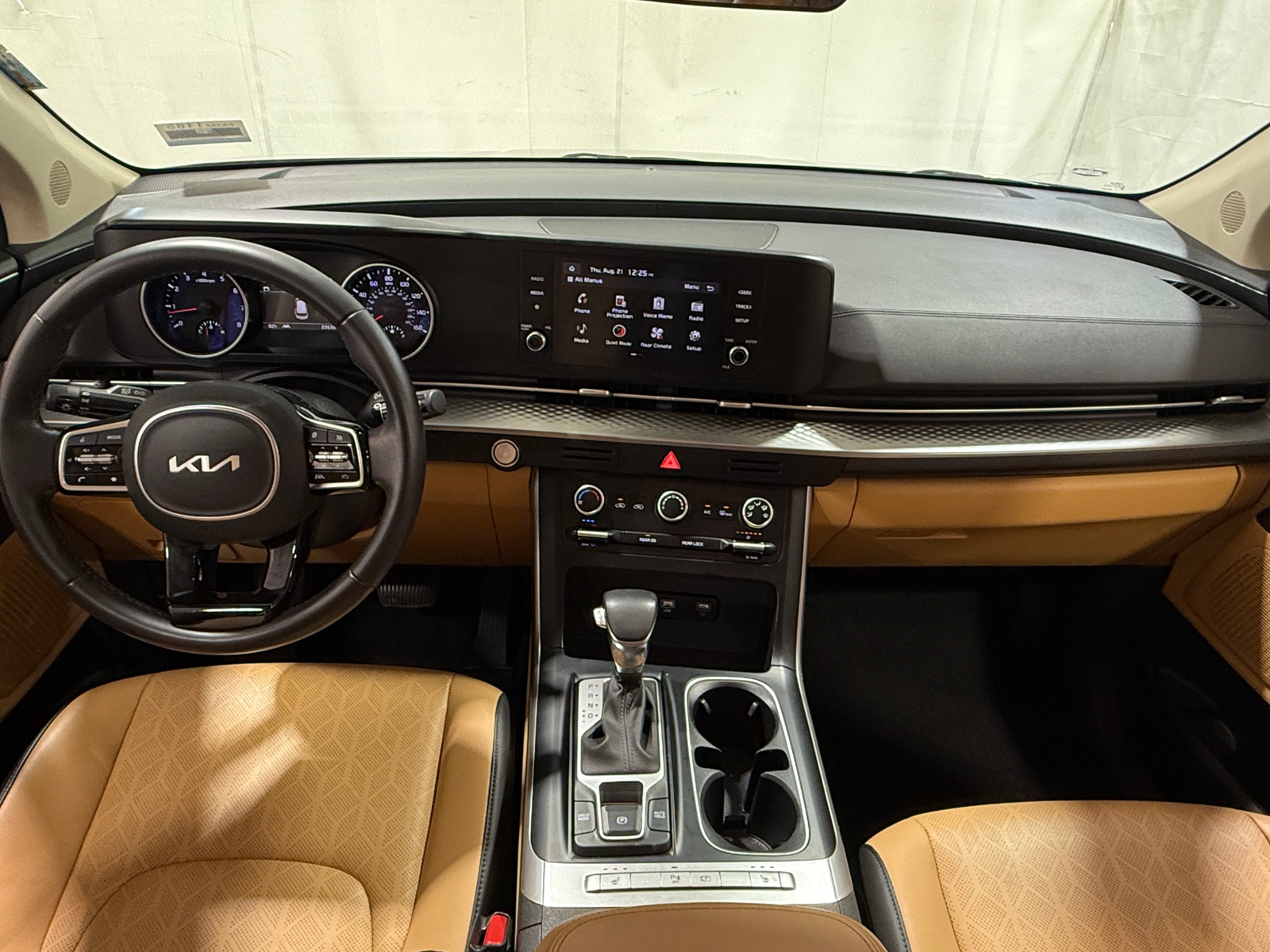 Thumbnail: 2024 Kia Carnival - 2