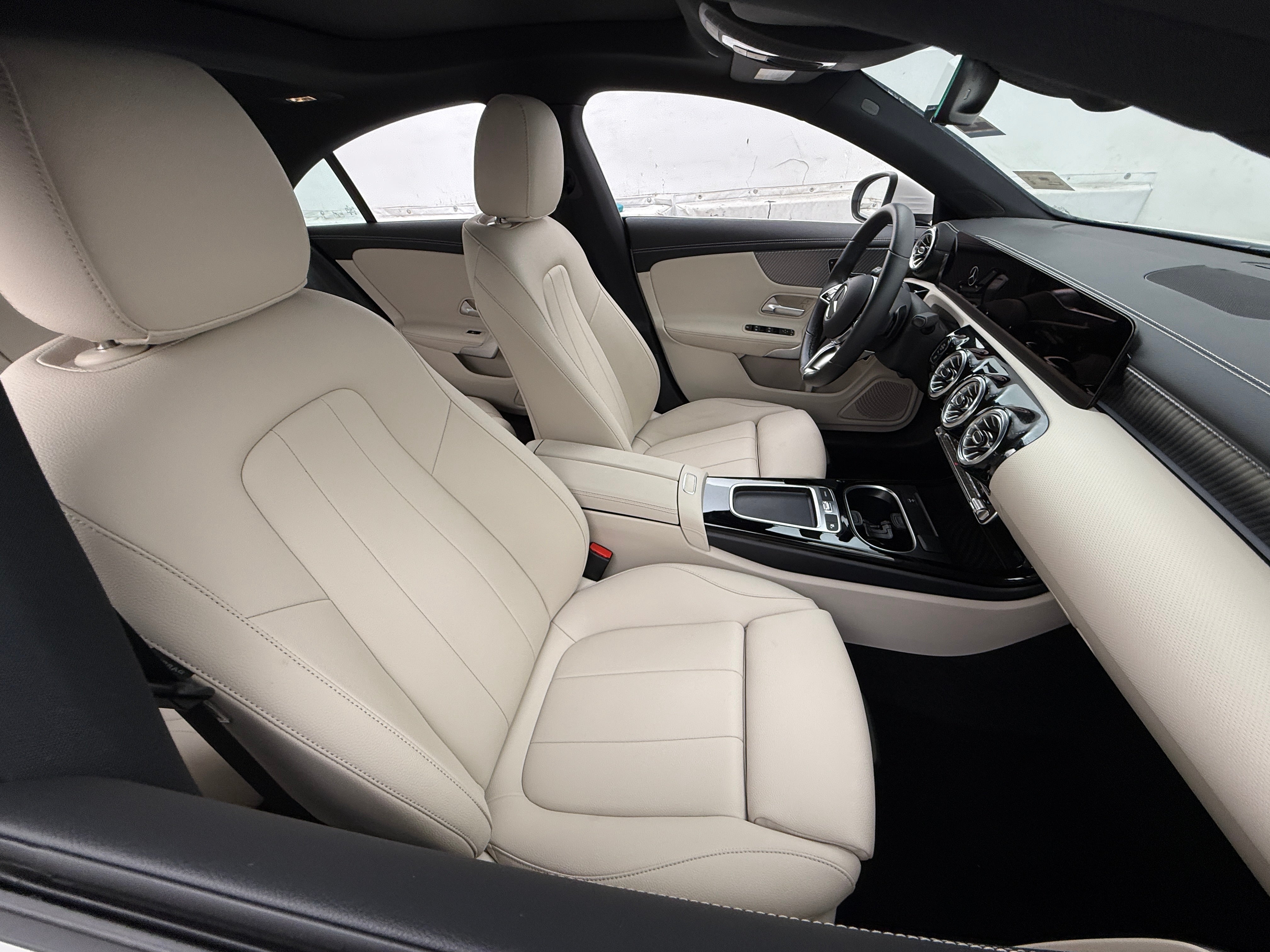 2025 Mercedes-Benz CLA