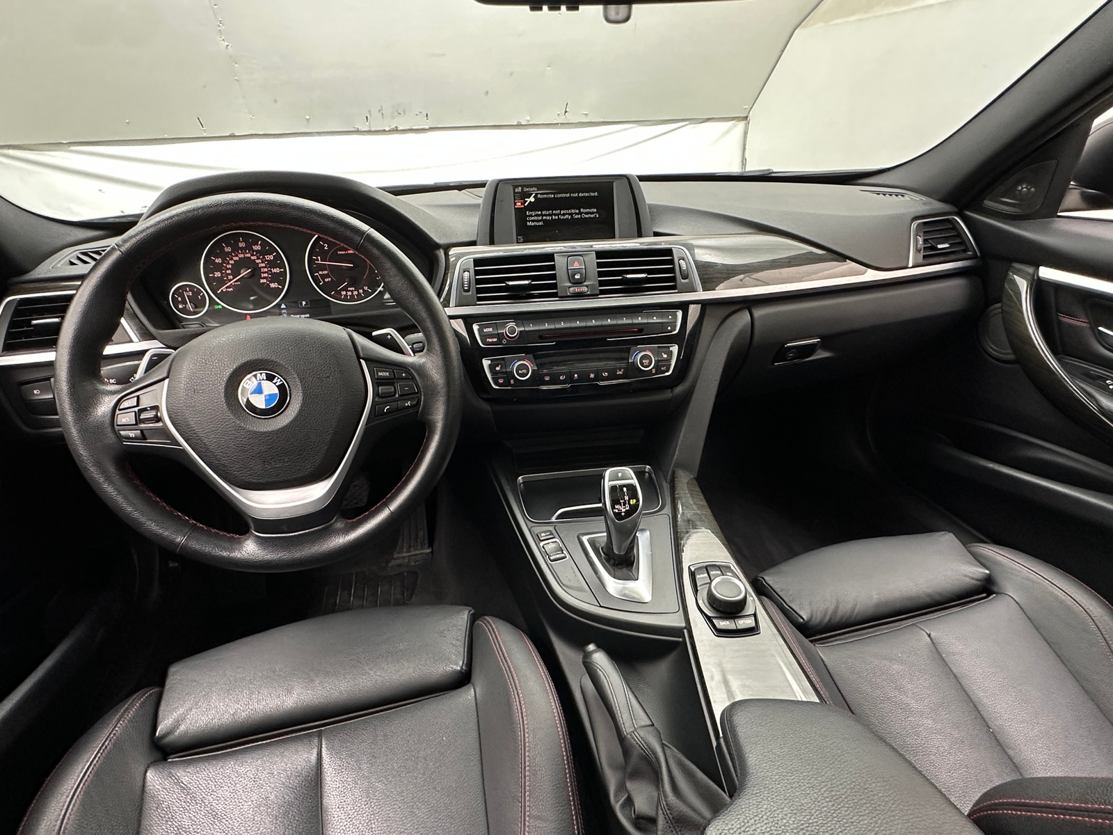 Thumbnail: 2016 BMW 3 Series - 2
